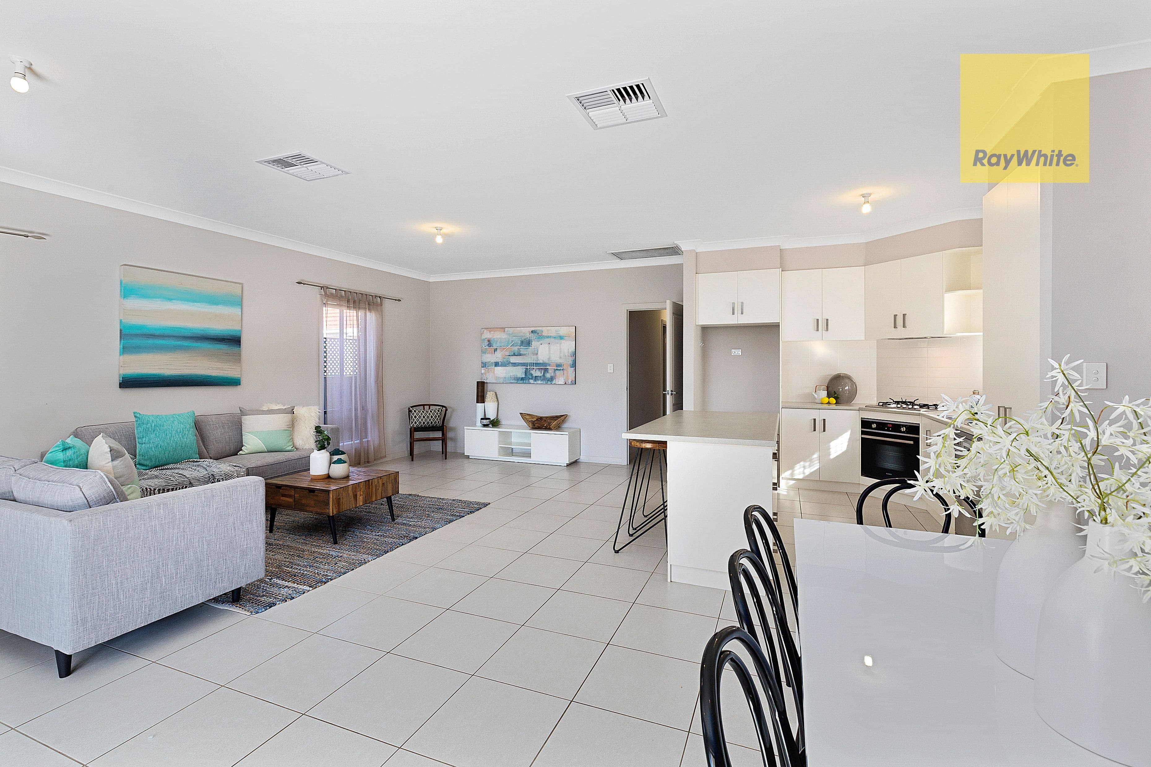 17 Weroona Avenue, Park Holme SA 5043, Park Holme - Thumbnail 4