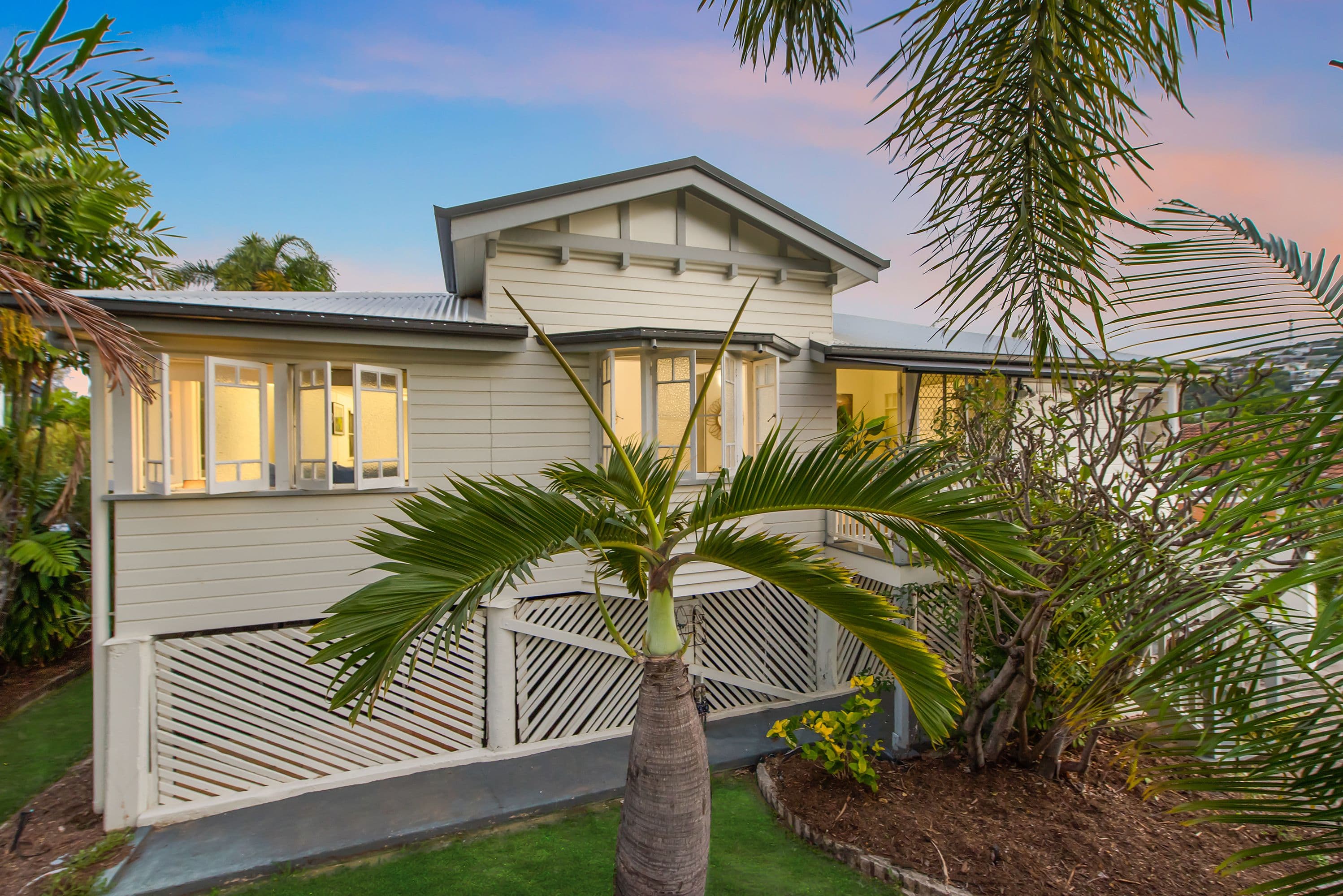 14 Isley Street, North Ward QLD 4810, North Ward - Thumbnail 2