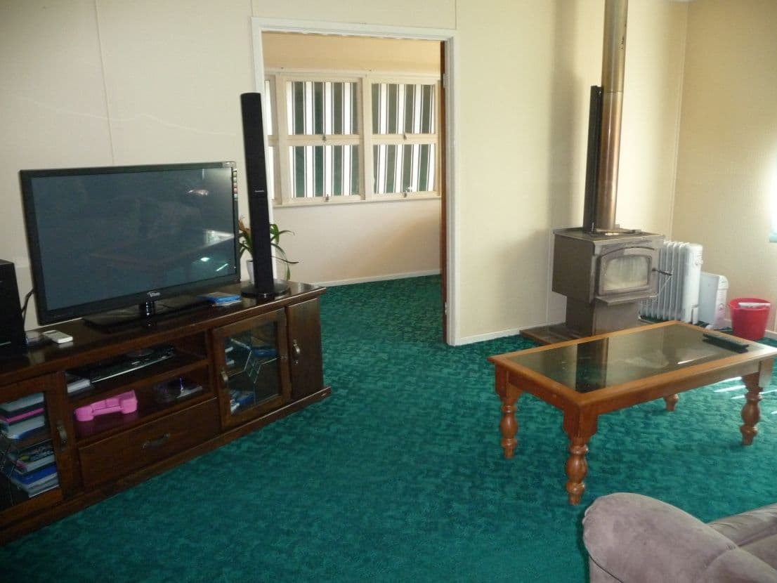 38 Ruthven Street, HARLAXTON QLD 4350, Harlaxton - Thumbnail 2