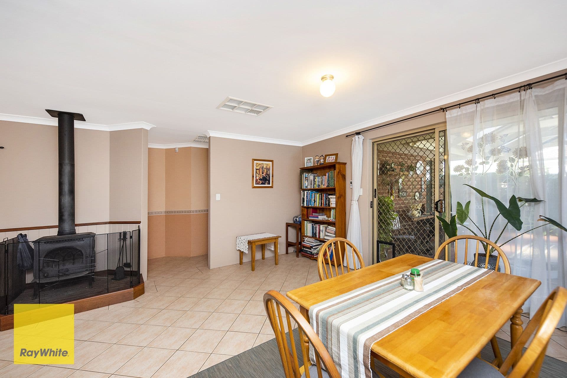2 Tourmaline Gardens, Forrestfield WA 6058, Forrestfield - Thumbnail 8