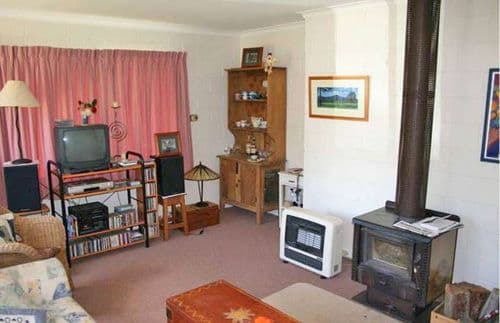79  Malbon Street, BUNGENDORE NSW 2621, Bungendore - Thumbnail 4