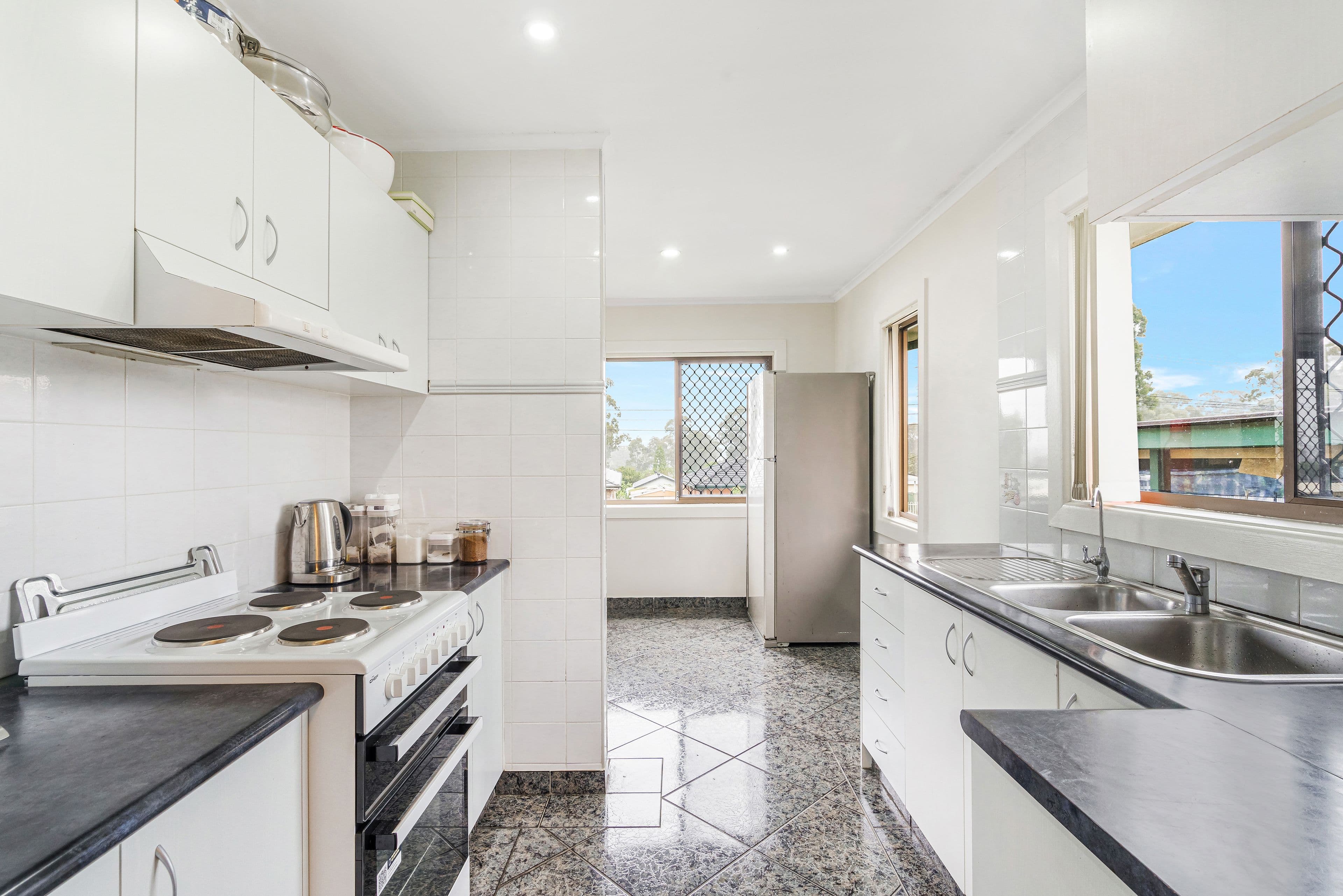 2 Warrigo Street, Sadleir NSW 2168, Sadleir - Thumbnail 8
