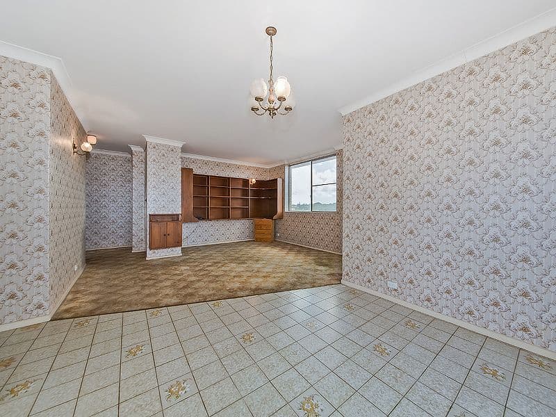 19 Crown Street, HOLLAND PARK WEST QLD 4121, Holland Park West - Thumbnail 5