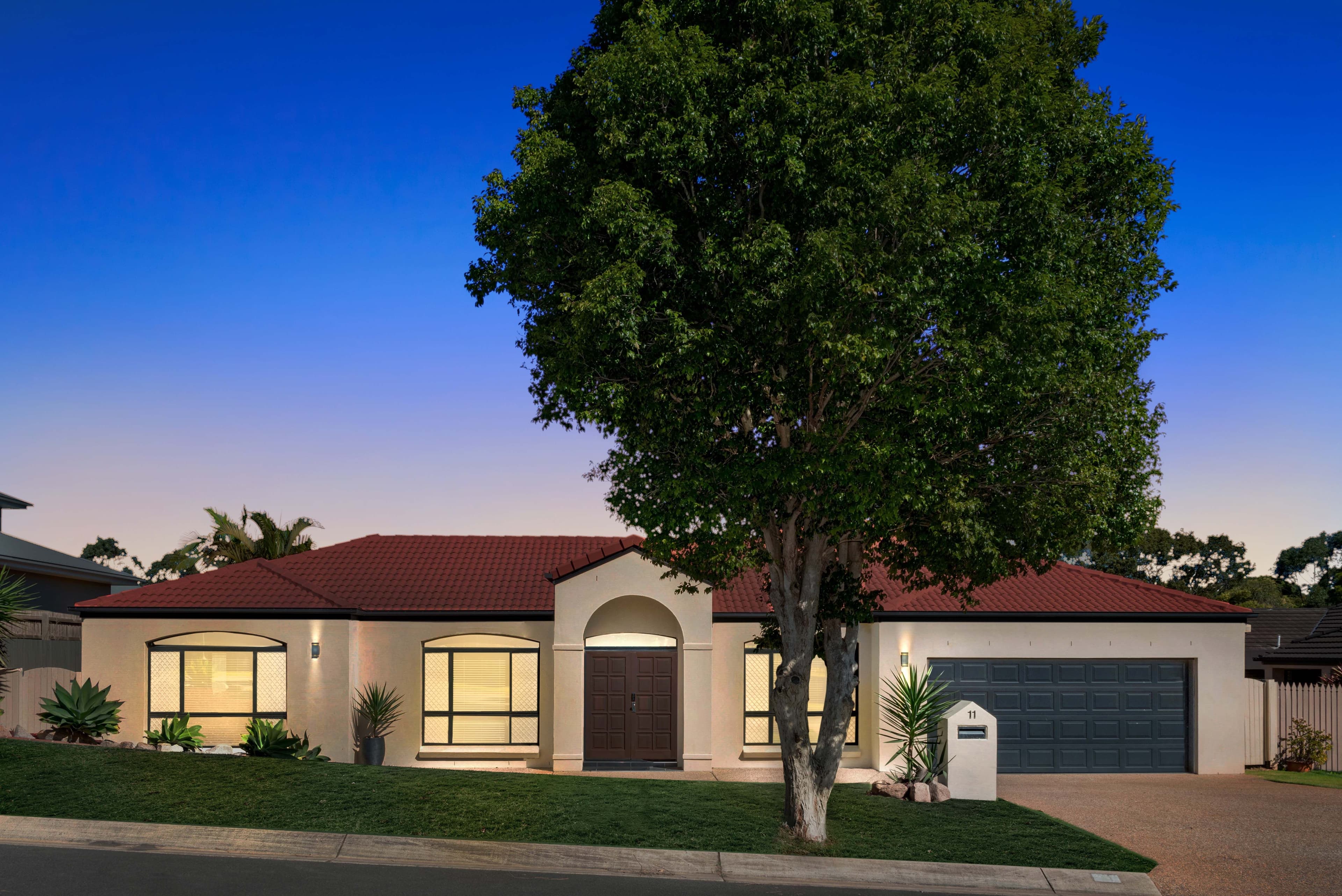 11 Woodland Street, Carindale QLD 4152, Carindale - Image 1