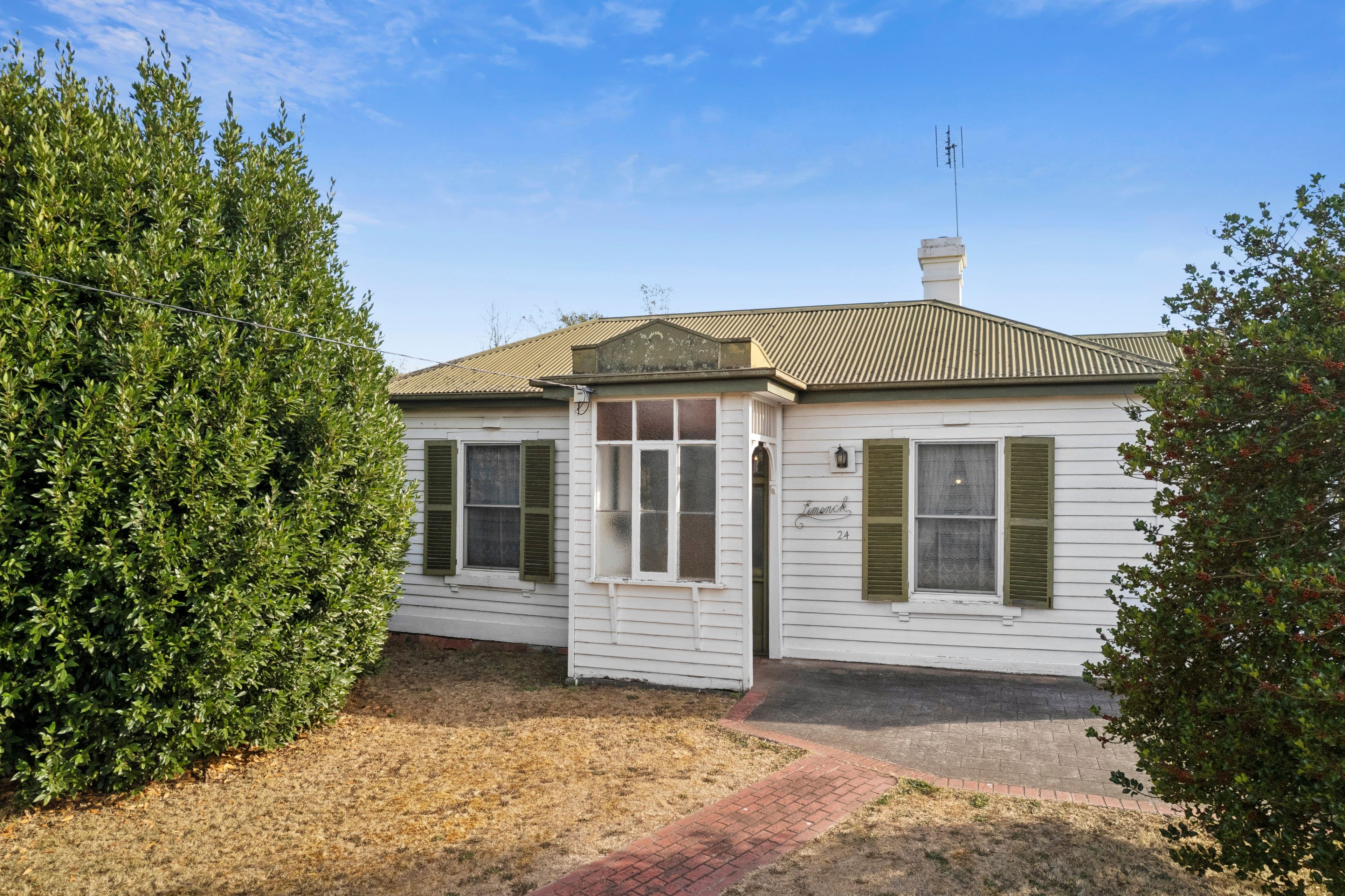24 Donnithorne Street, Kyneton VIC 3444, Kyneton - Image 1