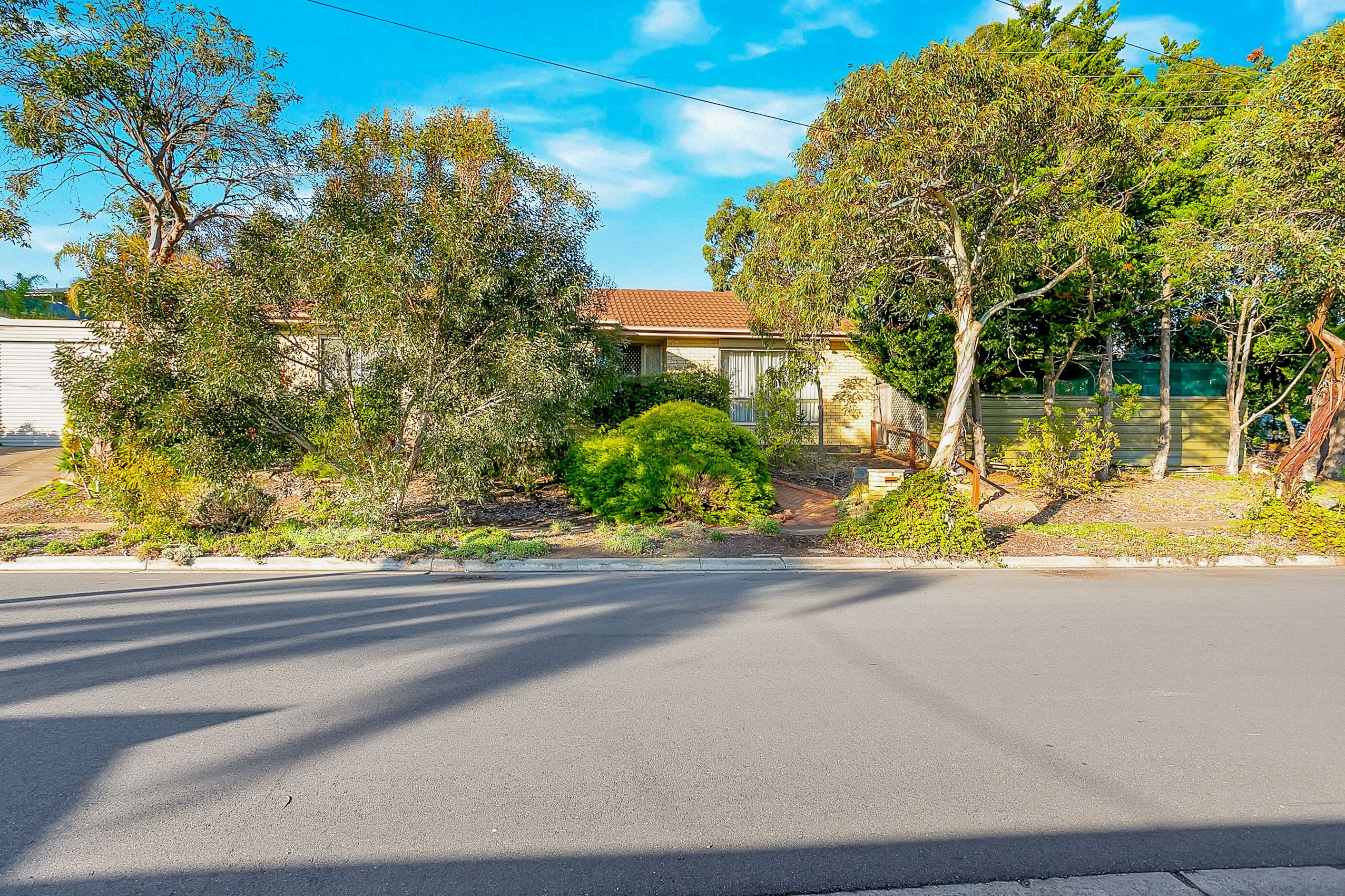 2 Sandgate Street, Reynella SA 5161, Reynella - Thumbnail 2