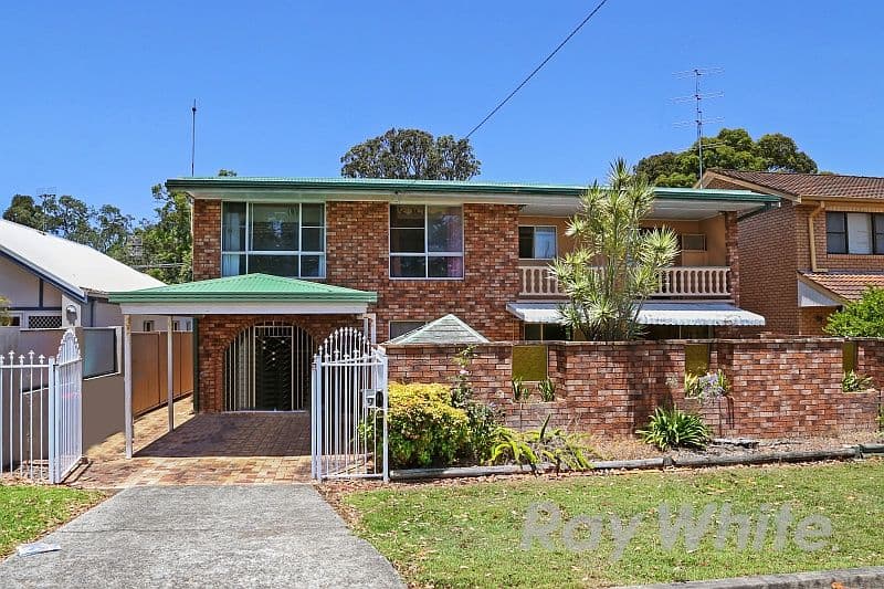 9 Crossingham Street, Canton Beach - Image 1