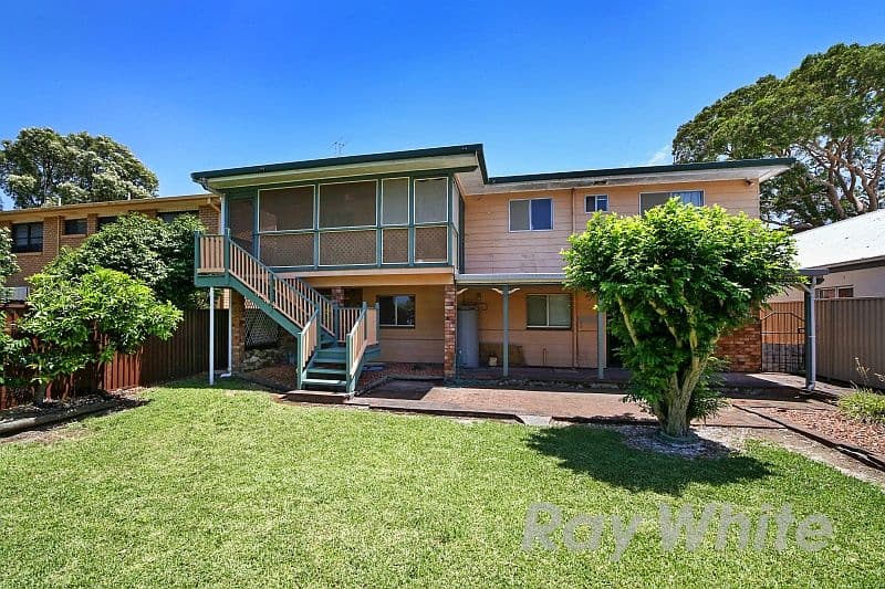 9 Crossingham Street, Canton Beach - Thumbnail 3