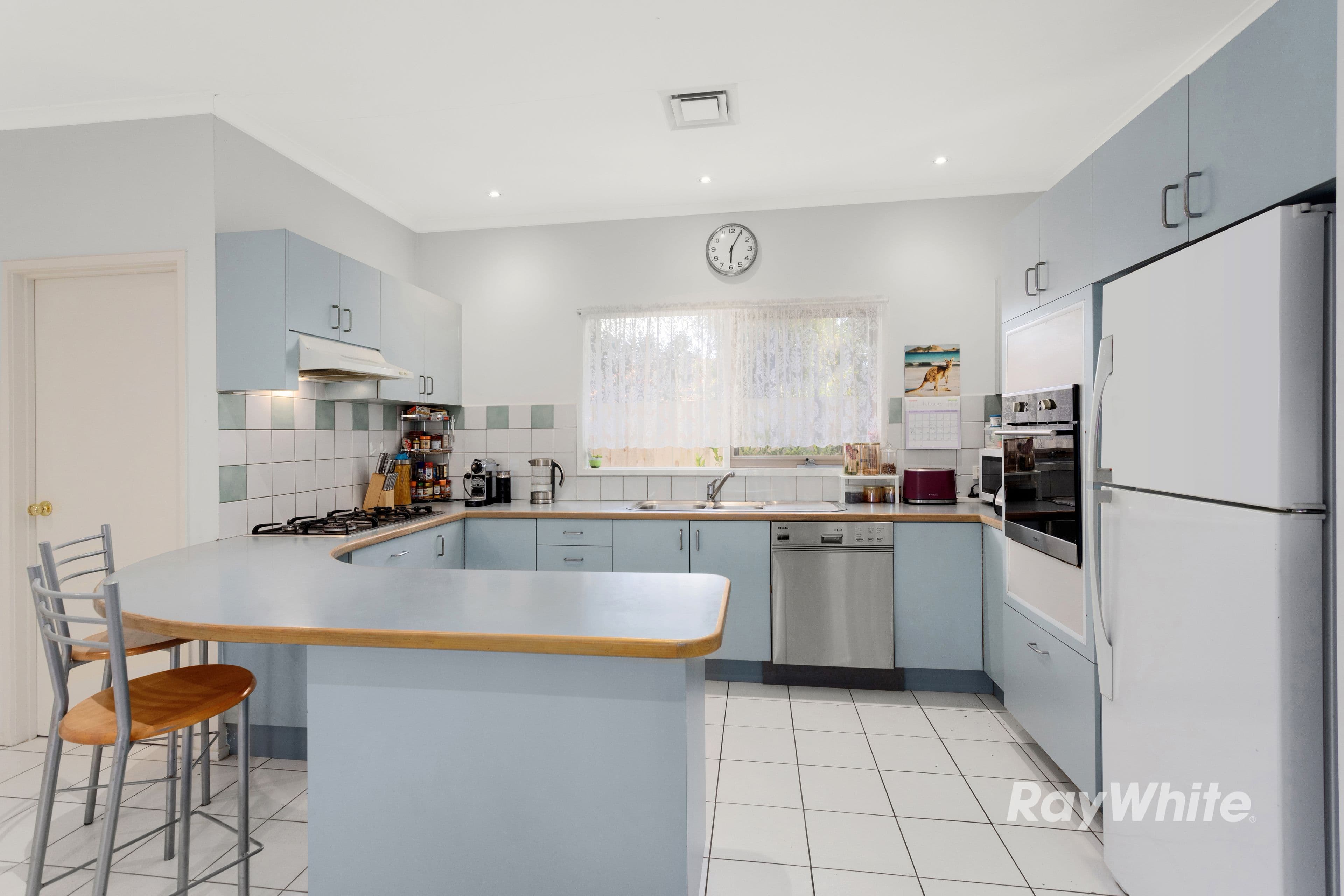 2 Porter Road, Carnegie VIC 3163, Carnegie - Thumbnail 2