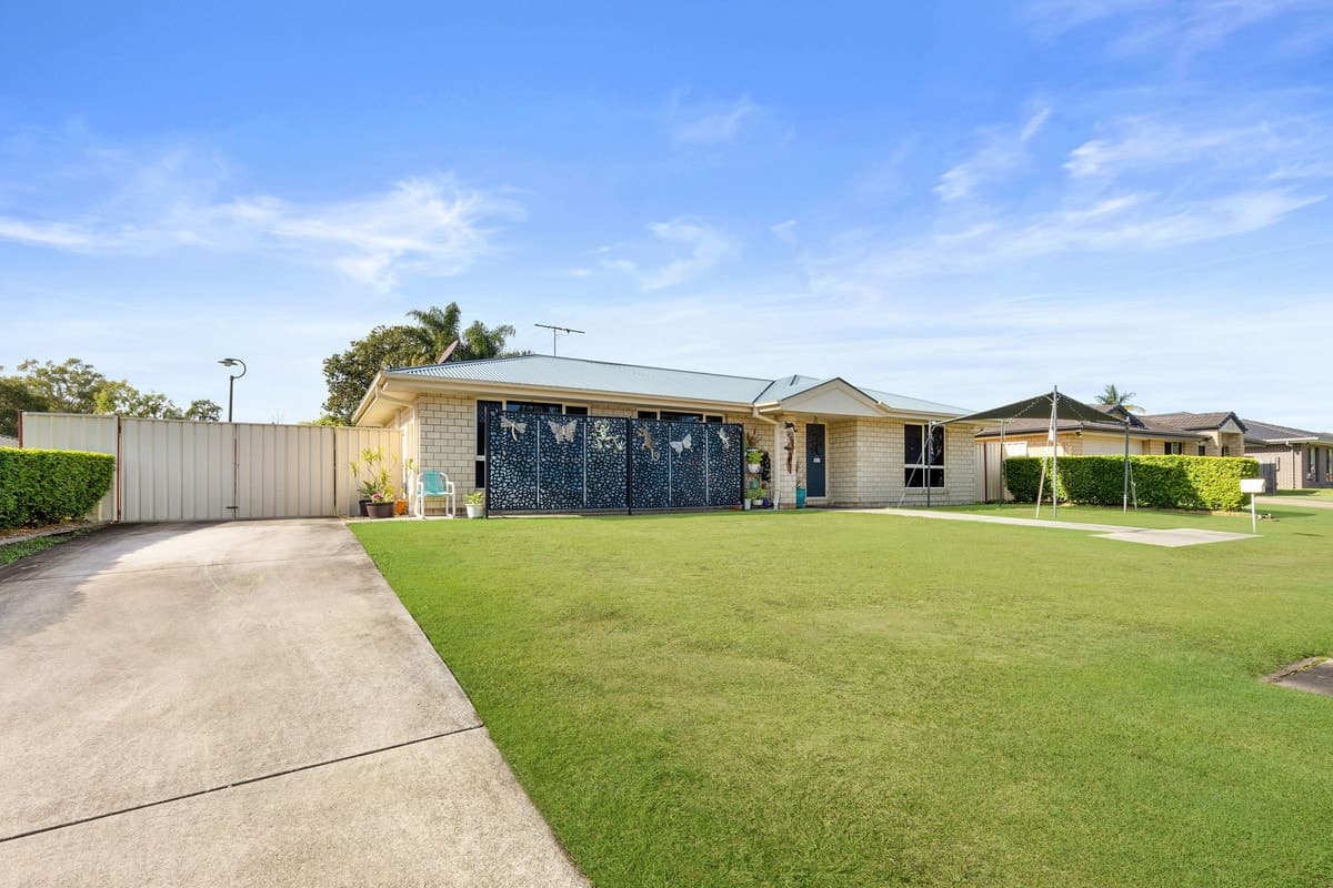 50 Warroo Drive, DECEPTION BAY, Deception Bay - Thumbnail 2