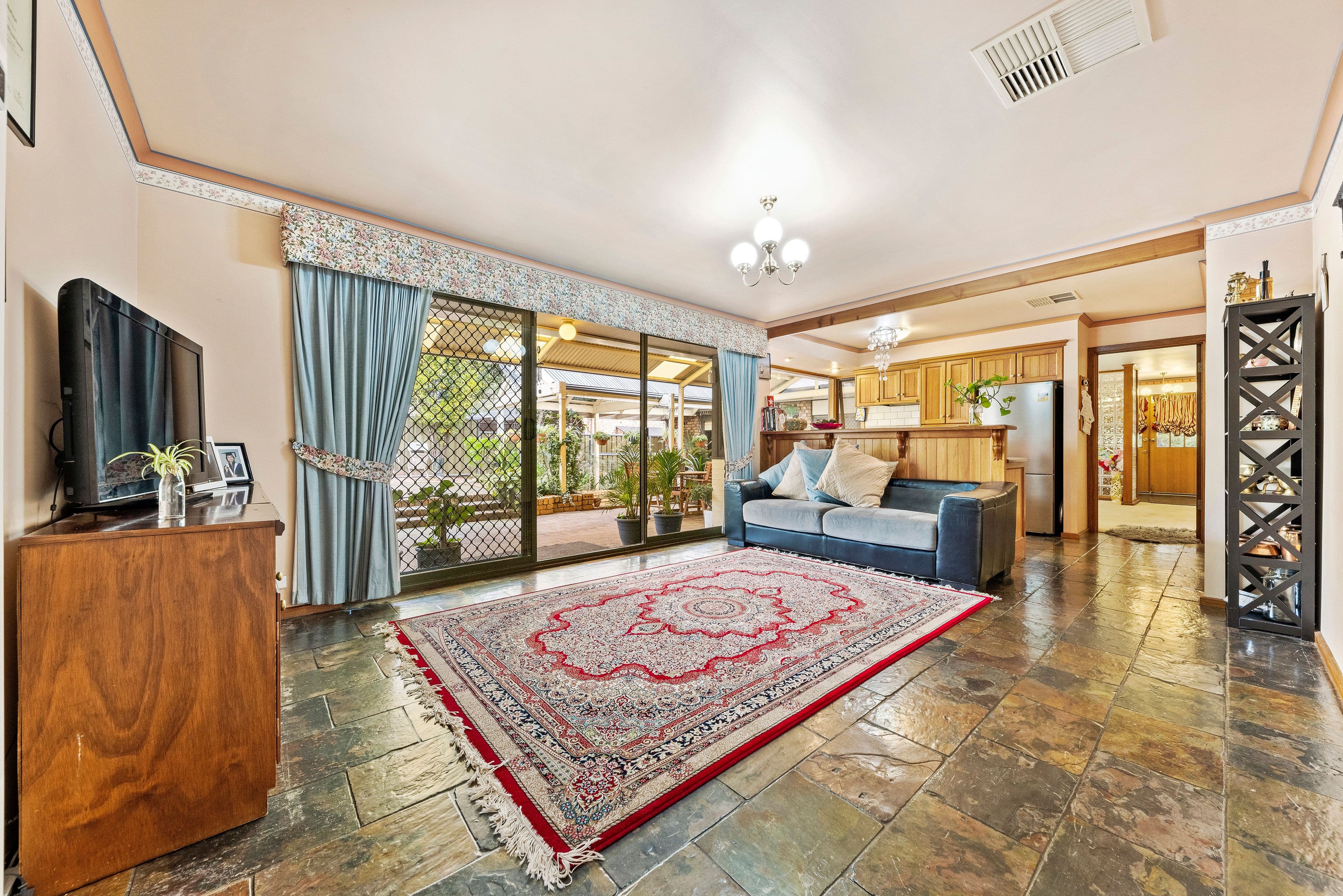 21 De Castella Avenue, Wynn Vale SA 5127, Wynn Vale - Thumbnail 6