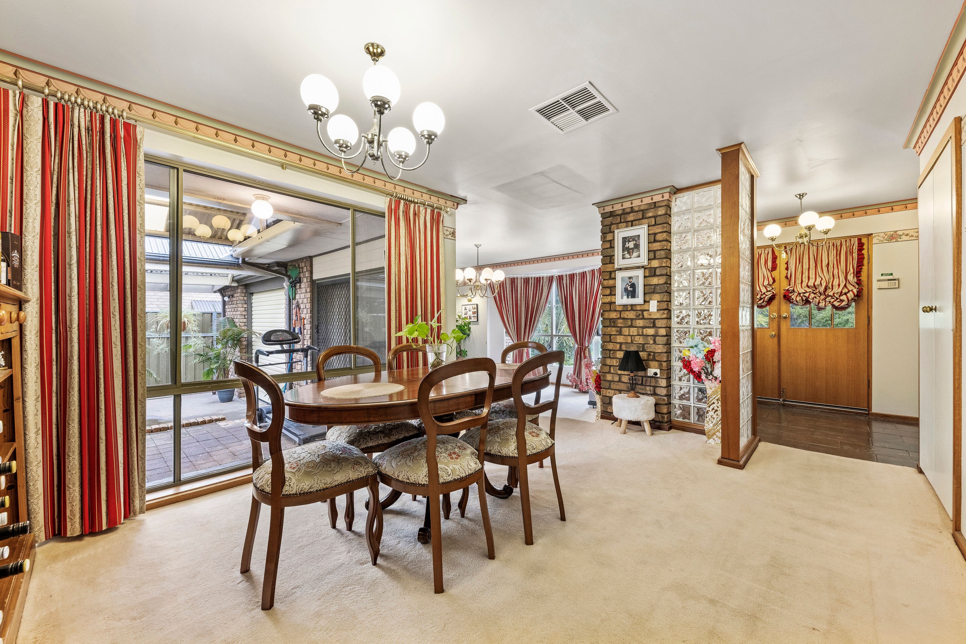 21 De Castella Avenue, Wynn Vale SA 5127, Wynn Vale - Thumbnail 7