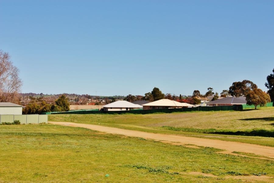 1 Jimmy Noonan Close, YOUNG NSW 2594, Young - Image 1