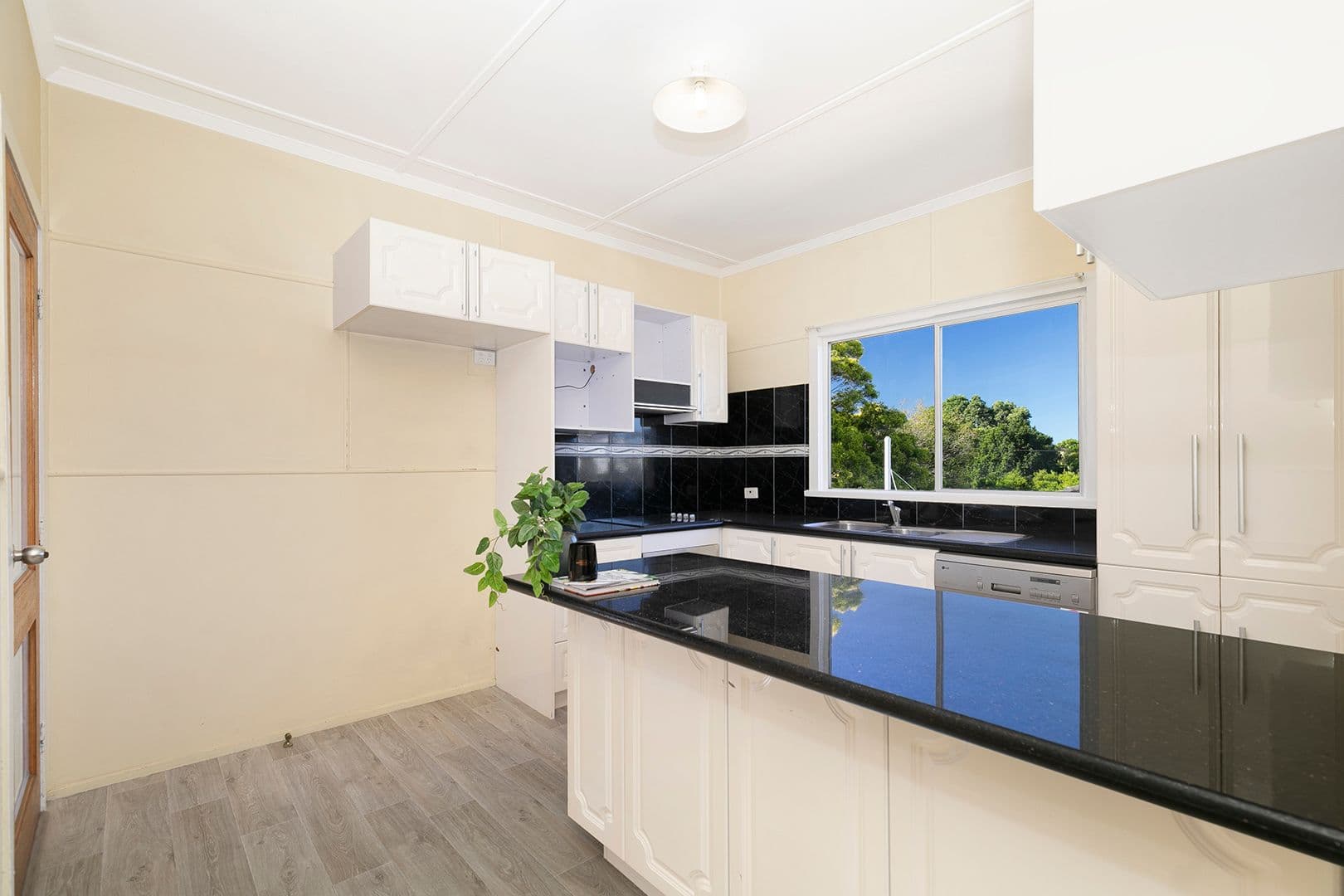 18 Lumley Street, Upper Mount Gravatt QLD 4122, Upper Mount Gravatt - Thumbnail 4