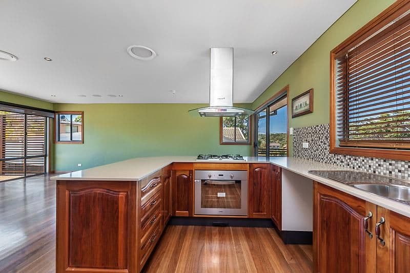 8 Weymouth Road, Lake Tabourie - Thumbnail 4