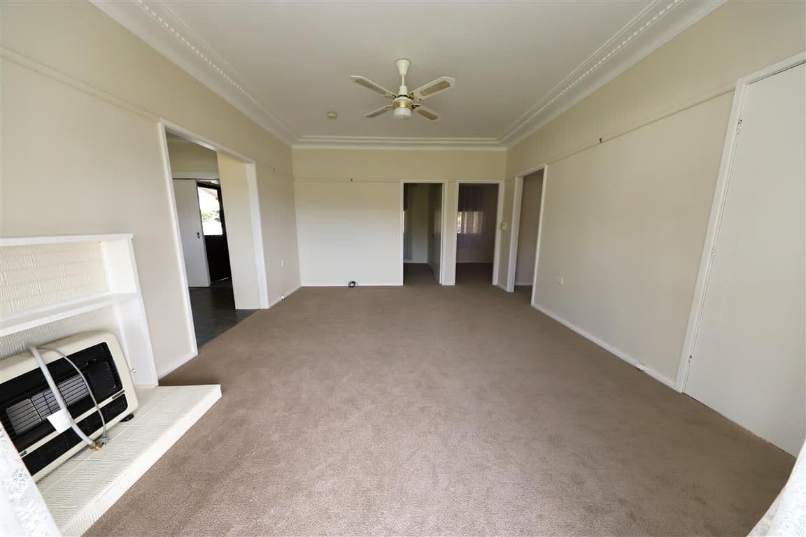 3 Charles Street, Tumut NSW 2720, Tumut - Thumbnail 5