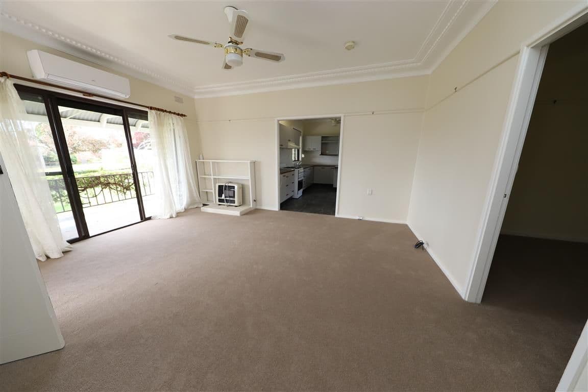 3 Charles Street, Tumut NSW 2720, Tumut - Thumbnail 6