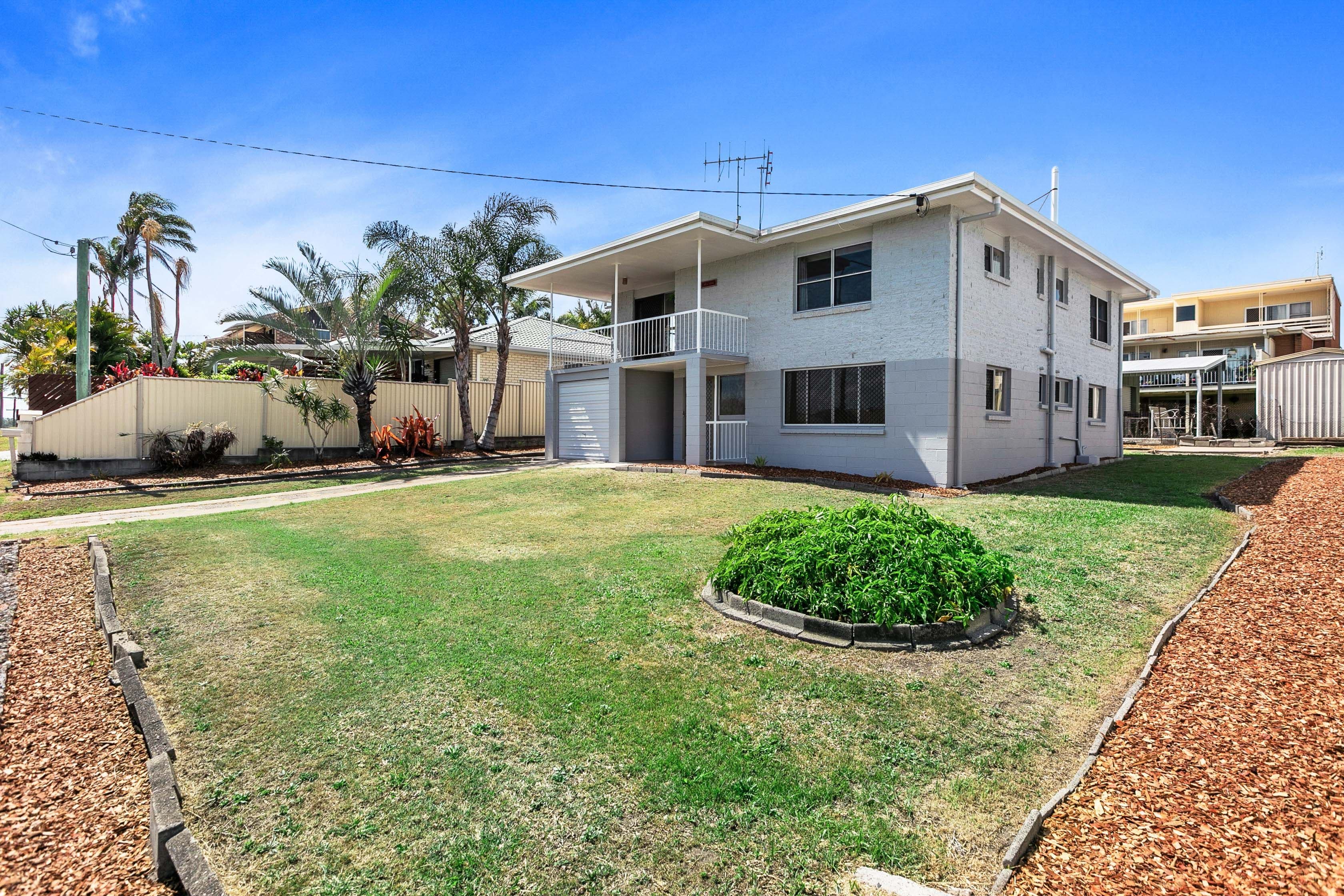 343 Boat Harbour Drive, Scarness QLD 4655, Scarness - Thumbnail 2