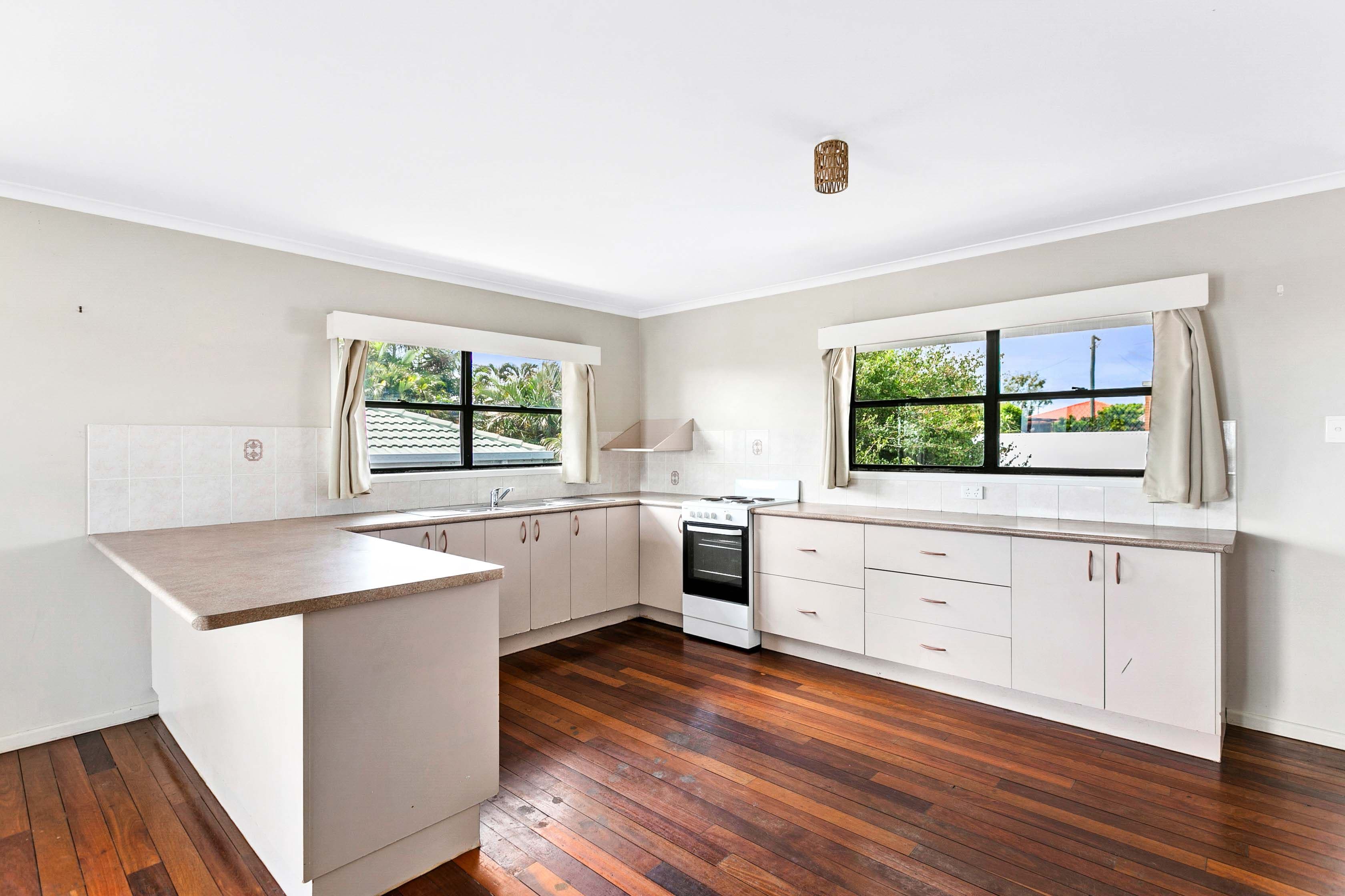343 Boat Harbour Drive, Scarness QLD 4655, Scarness - Thumbnail 5