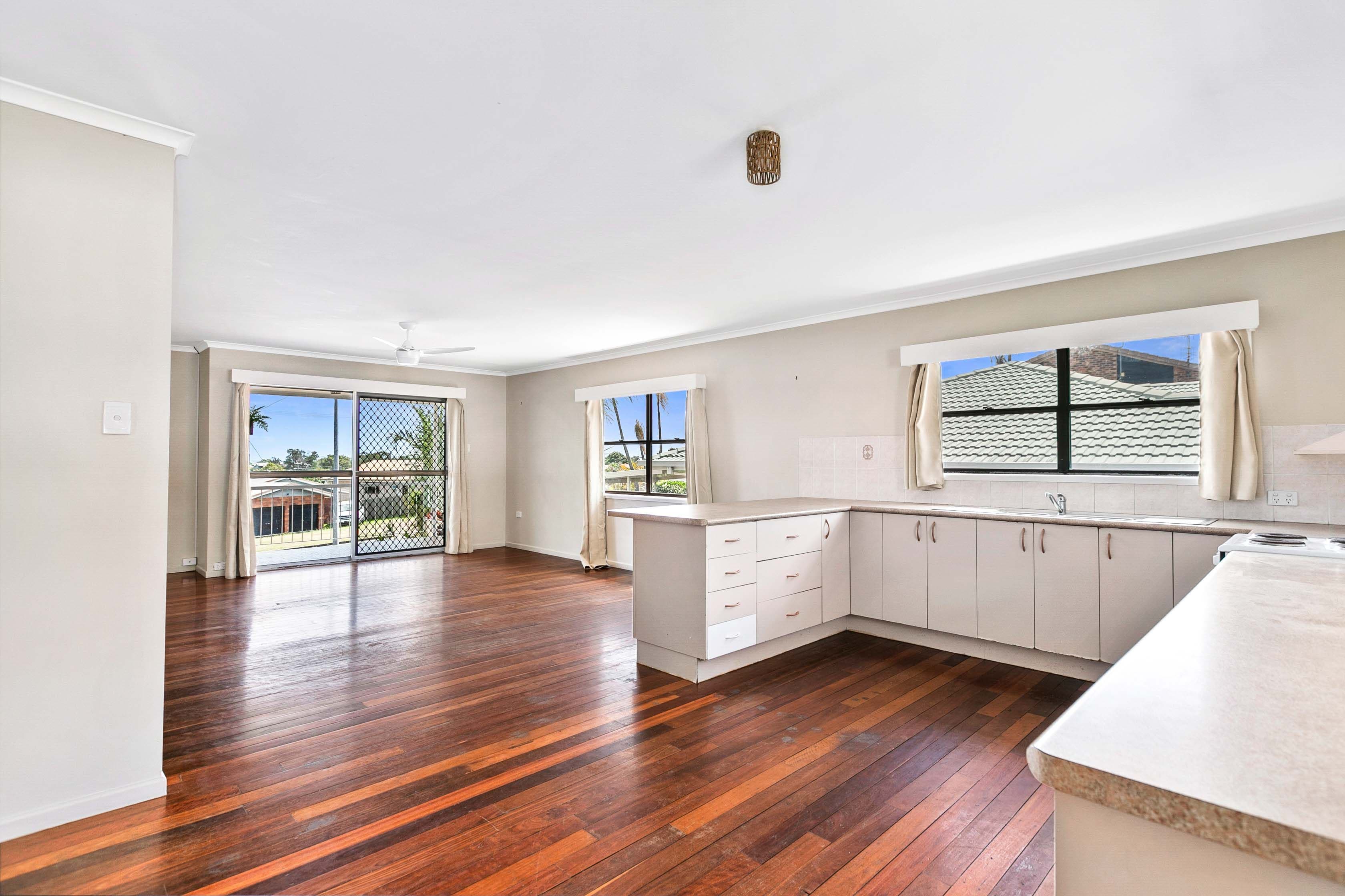 343 Boat Harbour Drive, Scarness QLD 4655, Scarness - Thumbnail 6
