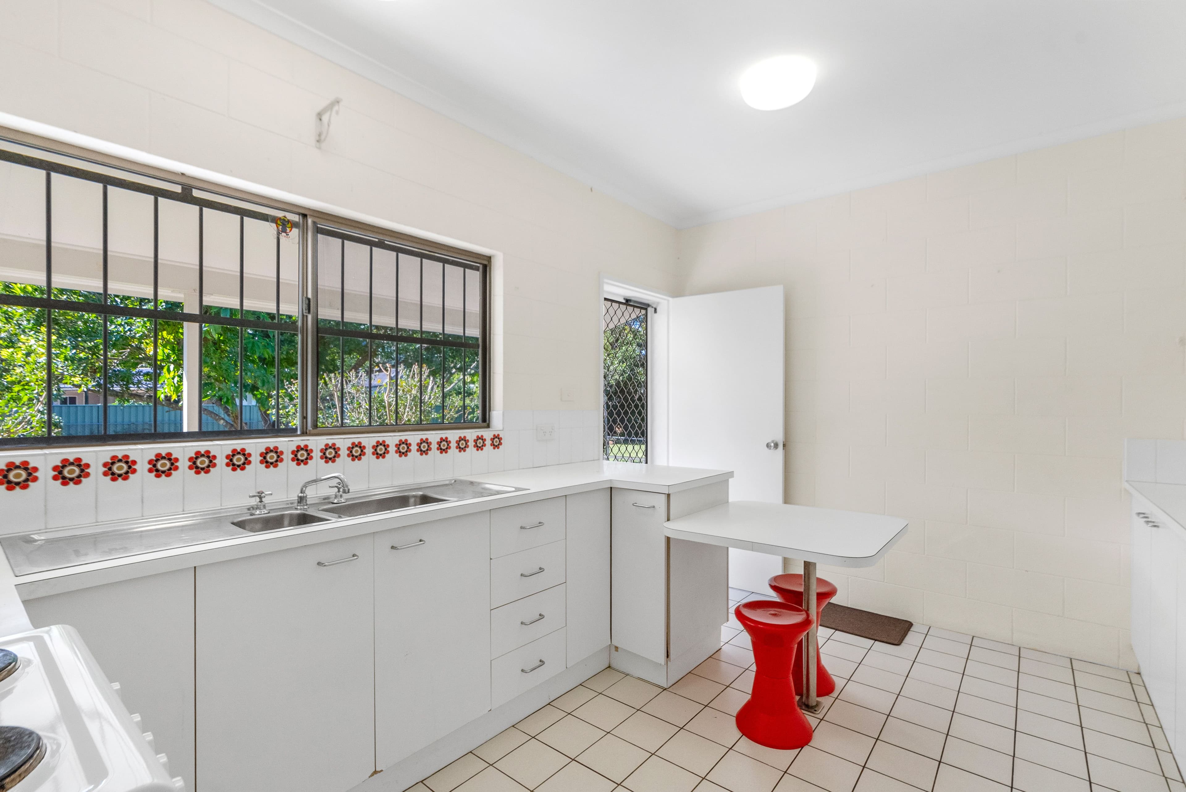 180-182 Woodward Street, Edge Hill QLD 4870, Edge Hill - Thumbnail 6