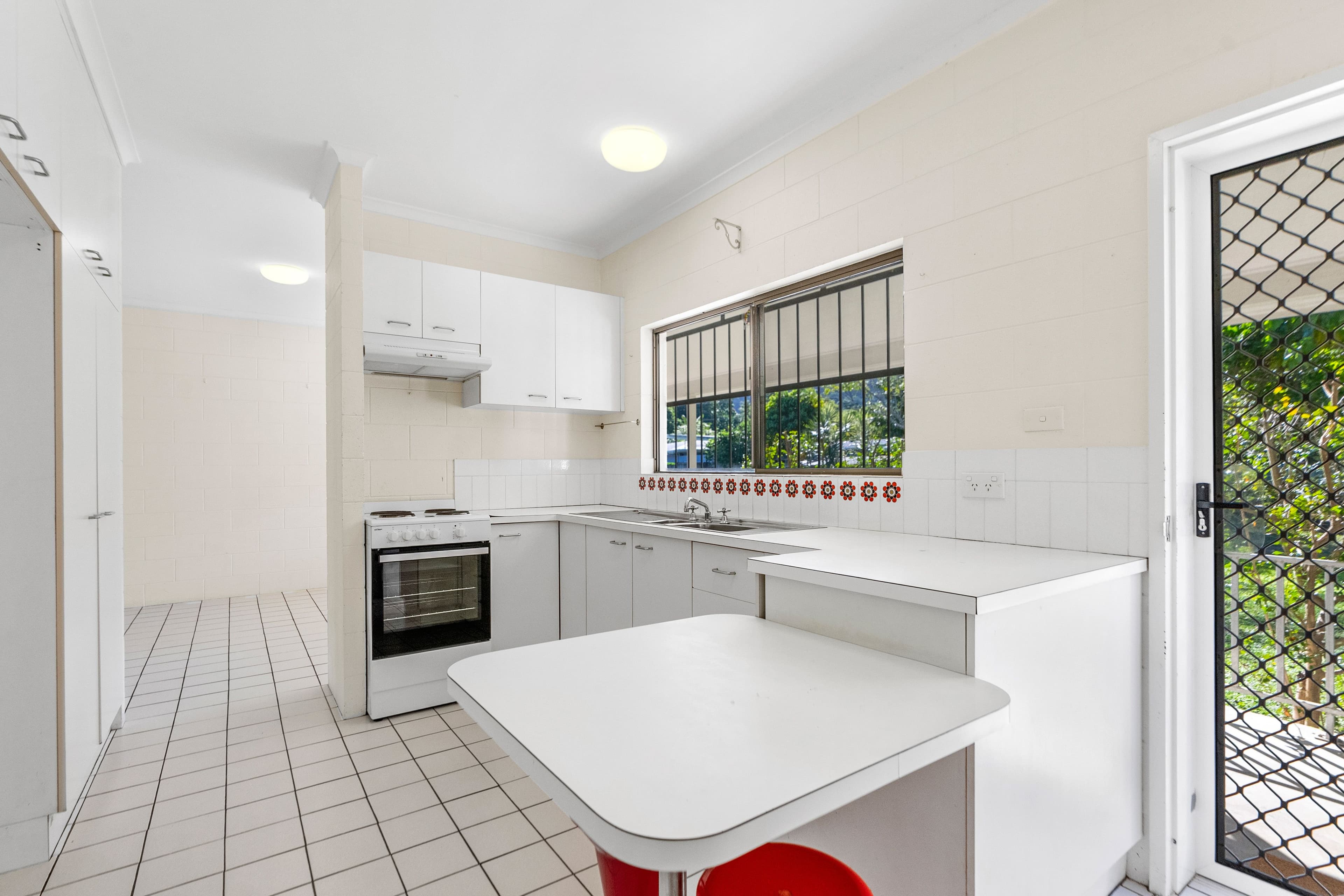 180-182 Woodward Street, Edge Hill QLD 4870, Edge Hill - Thumbnail 7