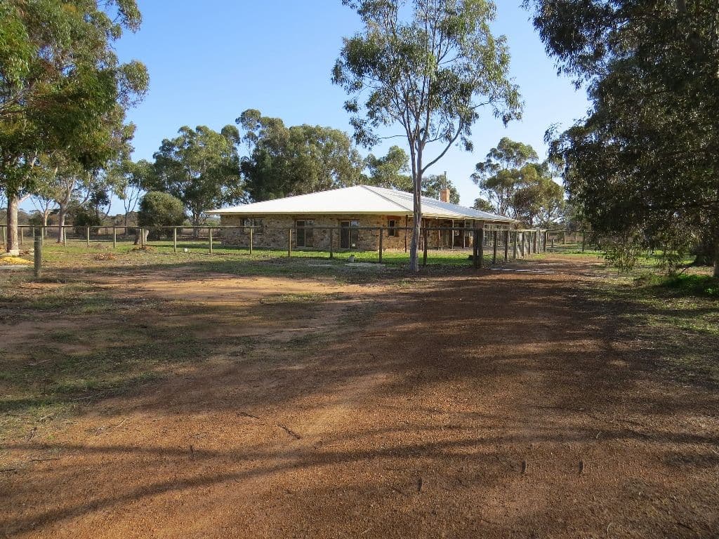 214 Jones Road, Hopetoun WA 6348, Hopetoun - Image 1