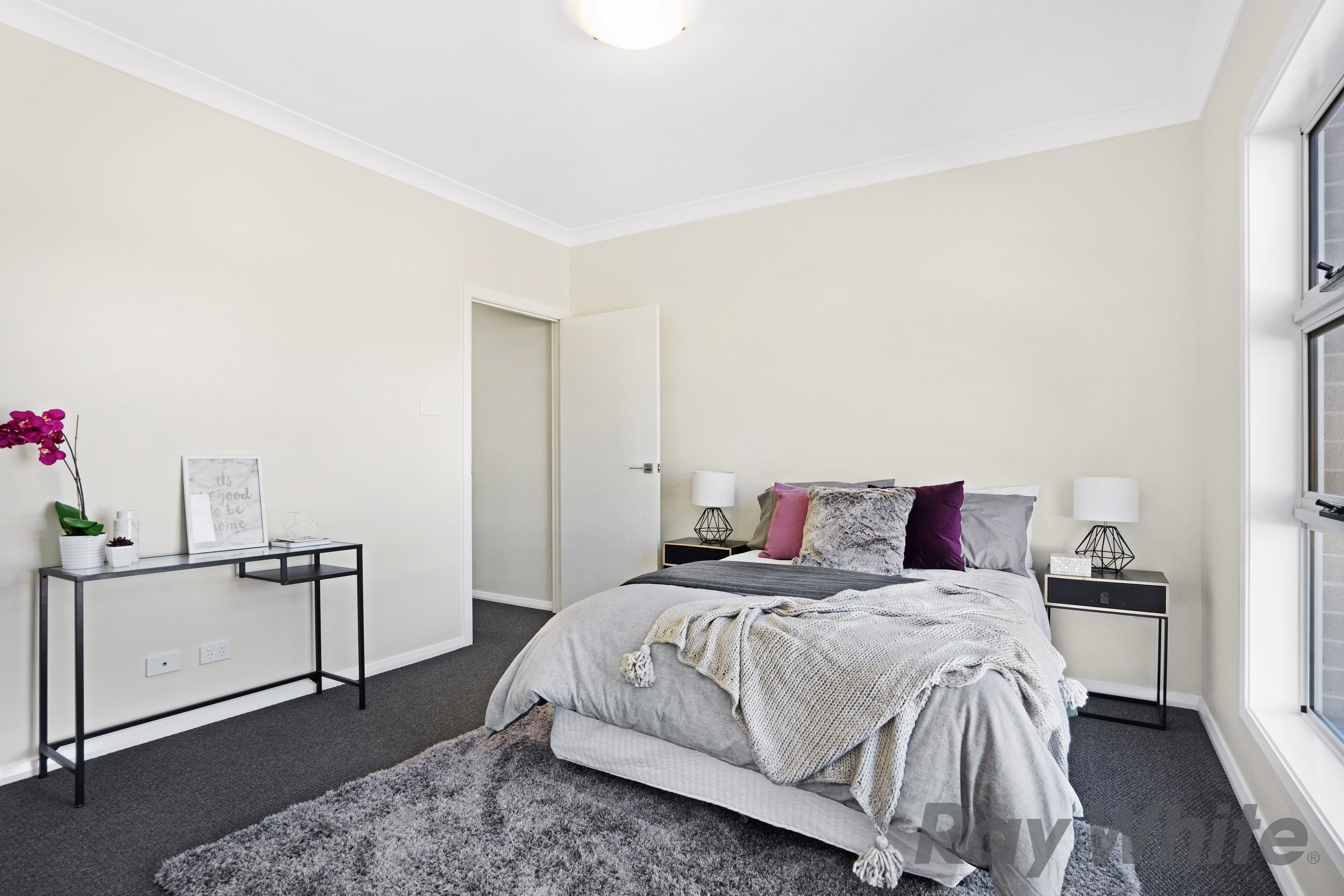 91 Delaware Drive, Macquarie Hills - Thumbnail 4