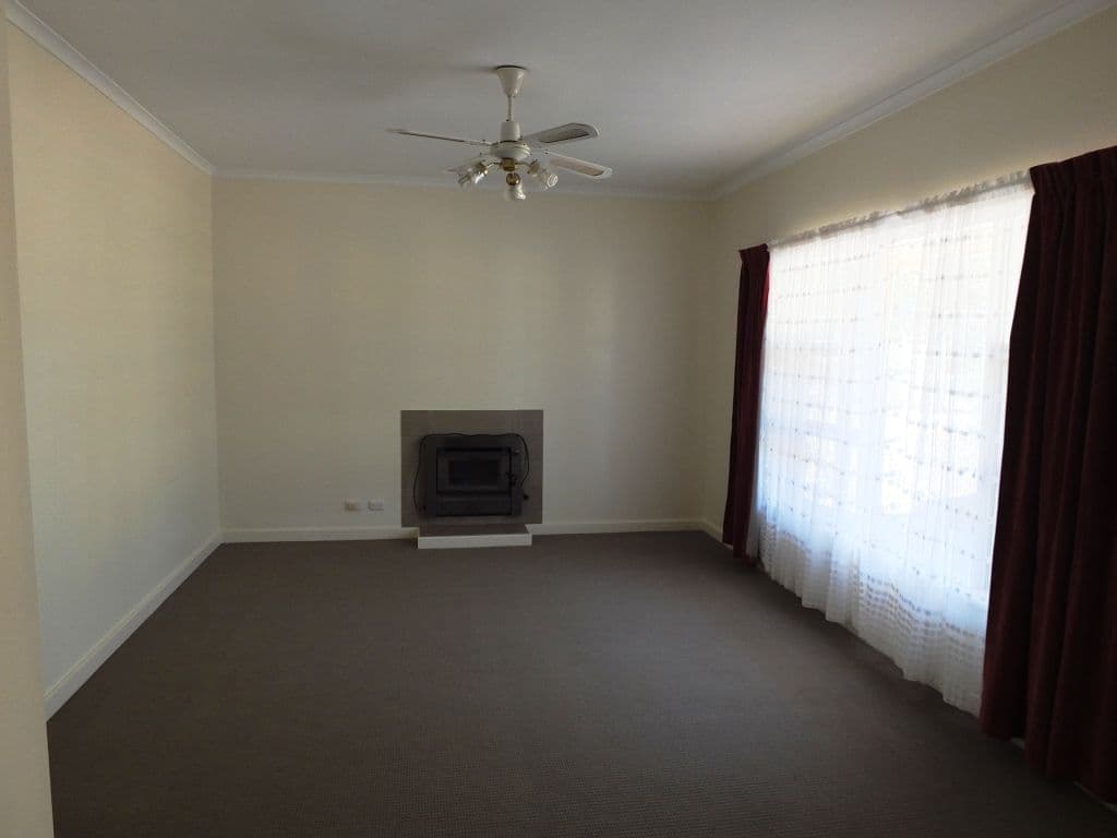 107 Cornish Terrace, WALLAROO SA 5556, Wallaroo - Thumbnail 2