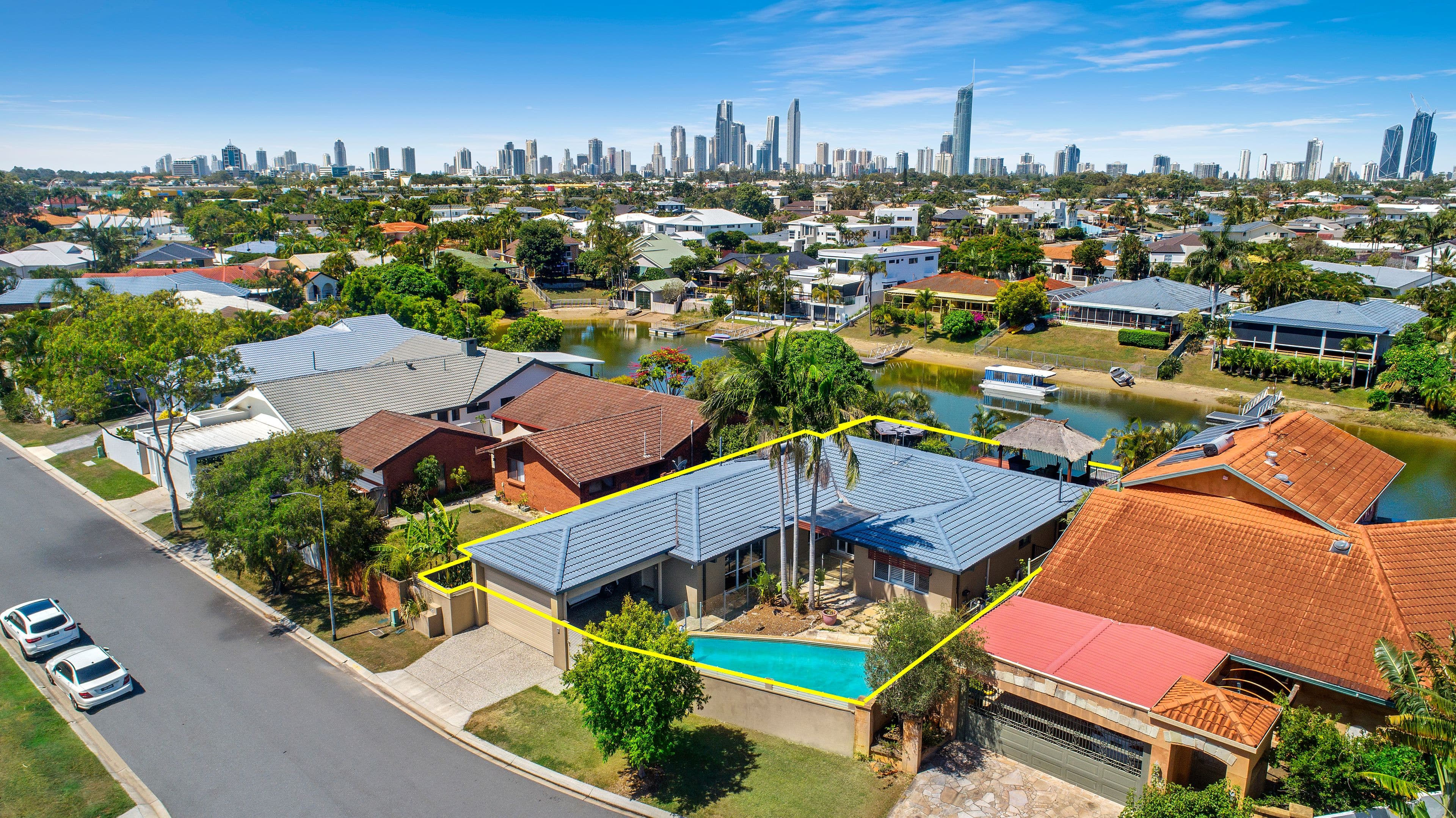 7 Caithness Court, Sorrento QLD 4217, Sorrento - Image 1