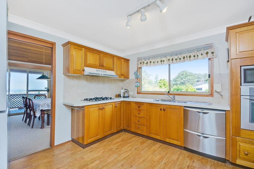 21 Kanangra Drive, THIRROUL NSW 2515, Thirroul - Thumbnail 4