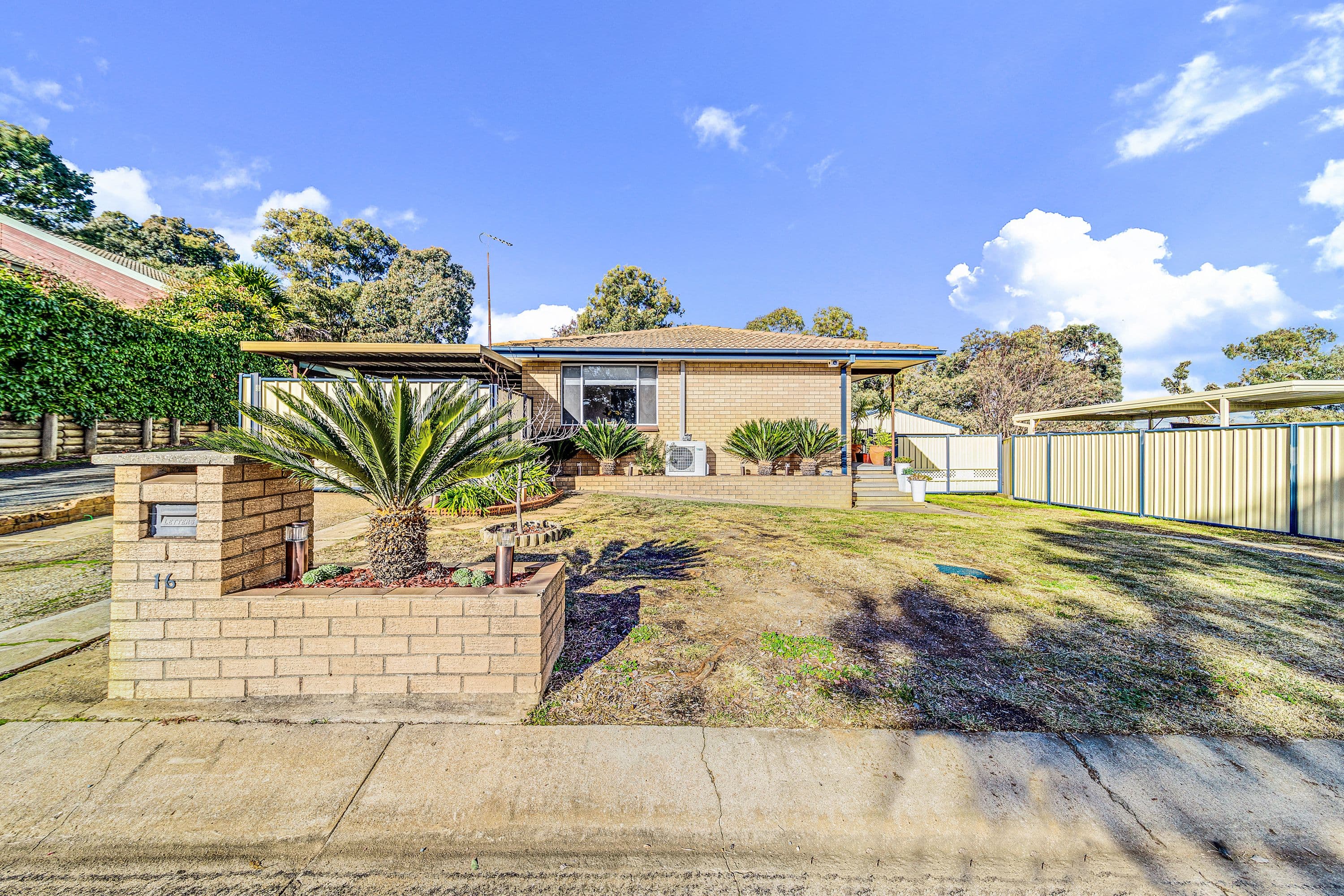 16 Jauncey Court, Charnwood ACT 2615, Charnwood - Image 1