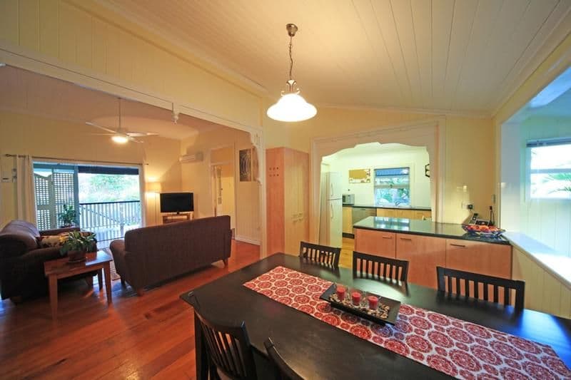 22 Orchard Street, HAWTHORNE QLD 4171, Hawthorne - Thumbnail 2
