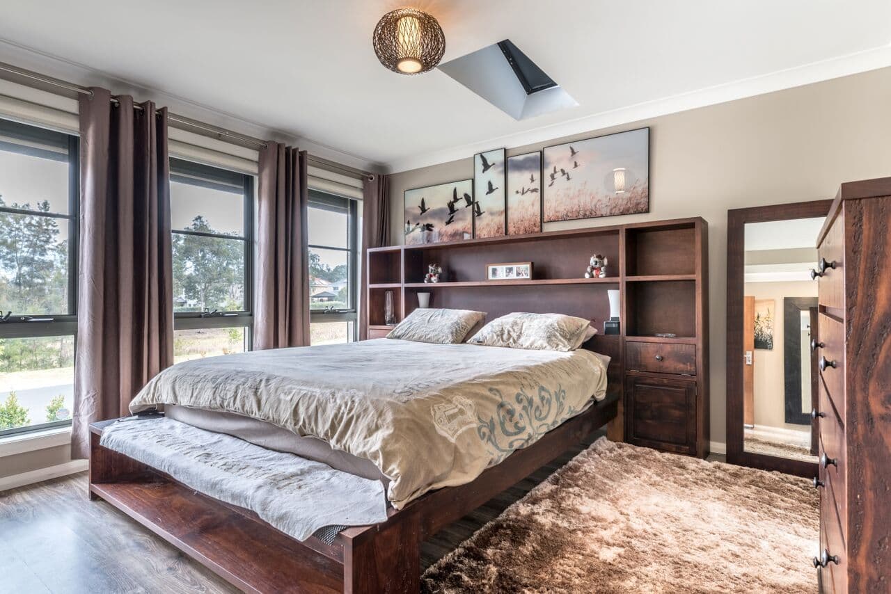 16 Rosedale Circuit, Carnes Hill - Thumbnail 8
