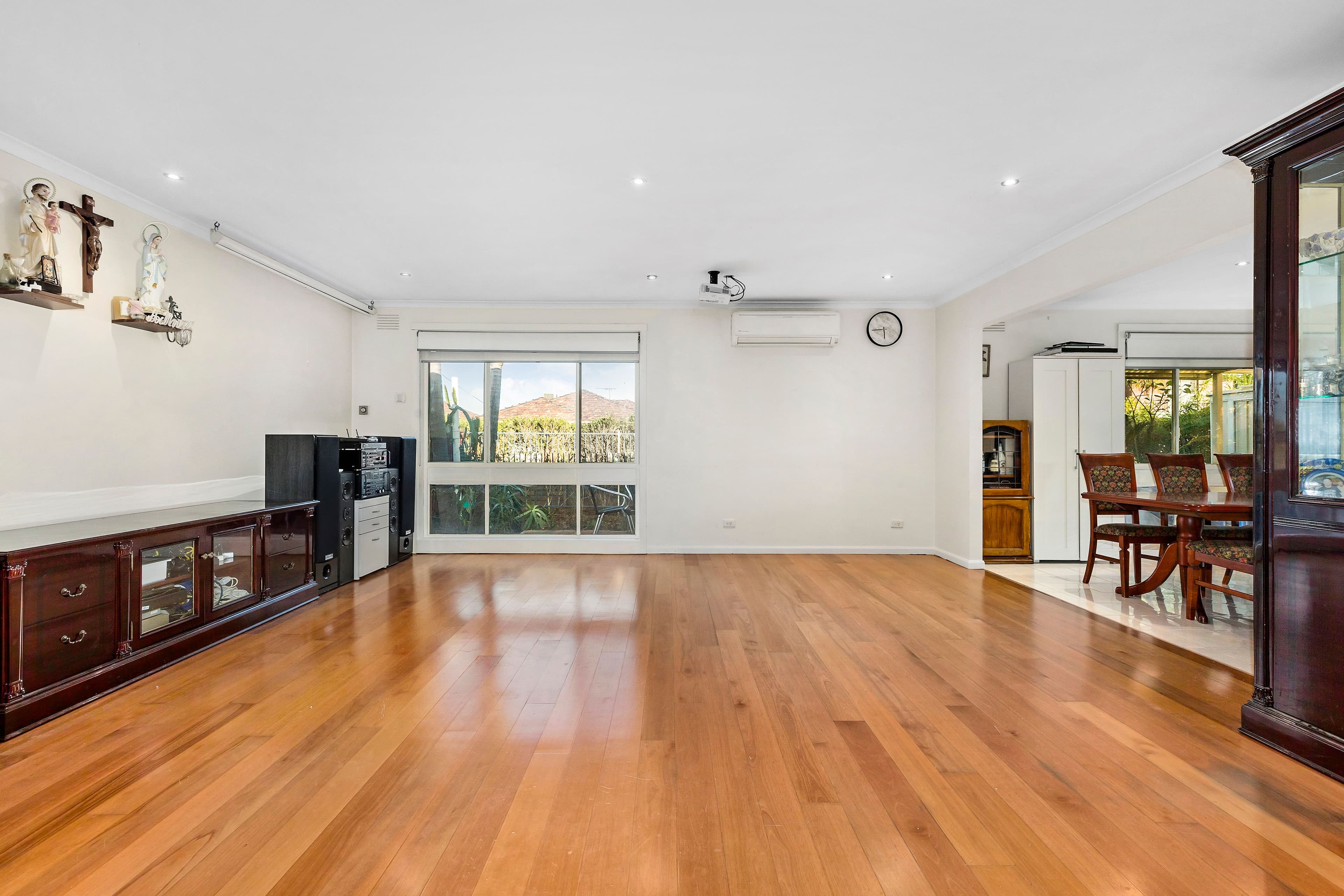 16 Kalorama Place, Thomastown VIC 3074, Thomastown - Thumbnail 2