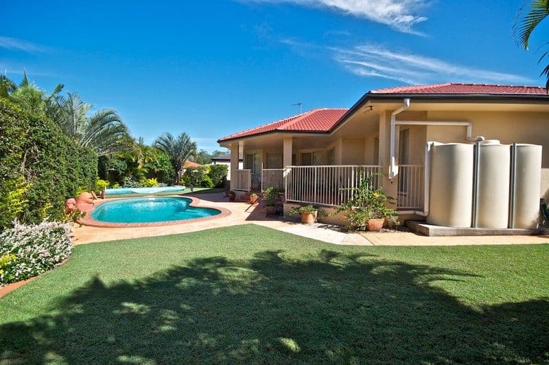 16 Nottinghill Gate Drive, ARUNDEL QLD 4214, Arundel - Thumbnail 4