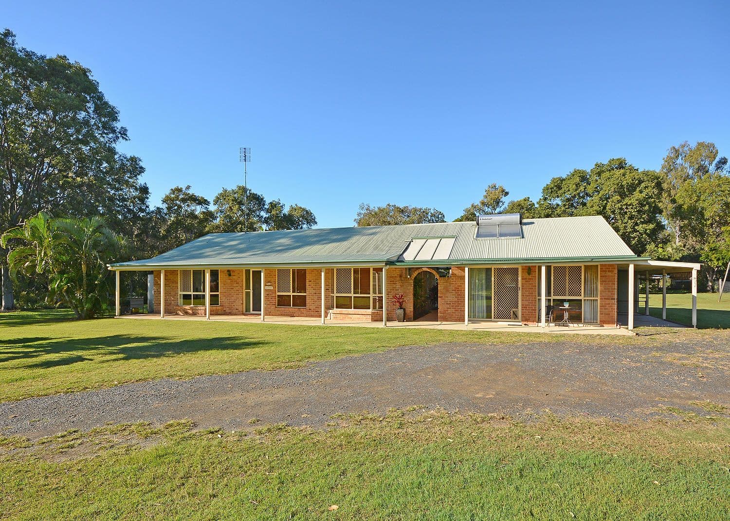 104 Seaview Drive, Booral QLD 4655, Booral - Thumbnail 2