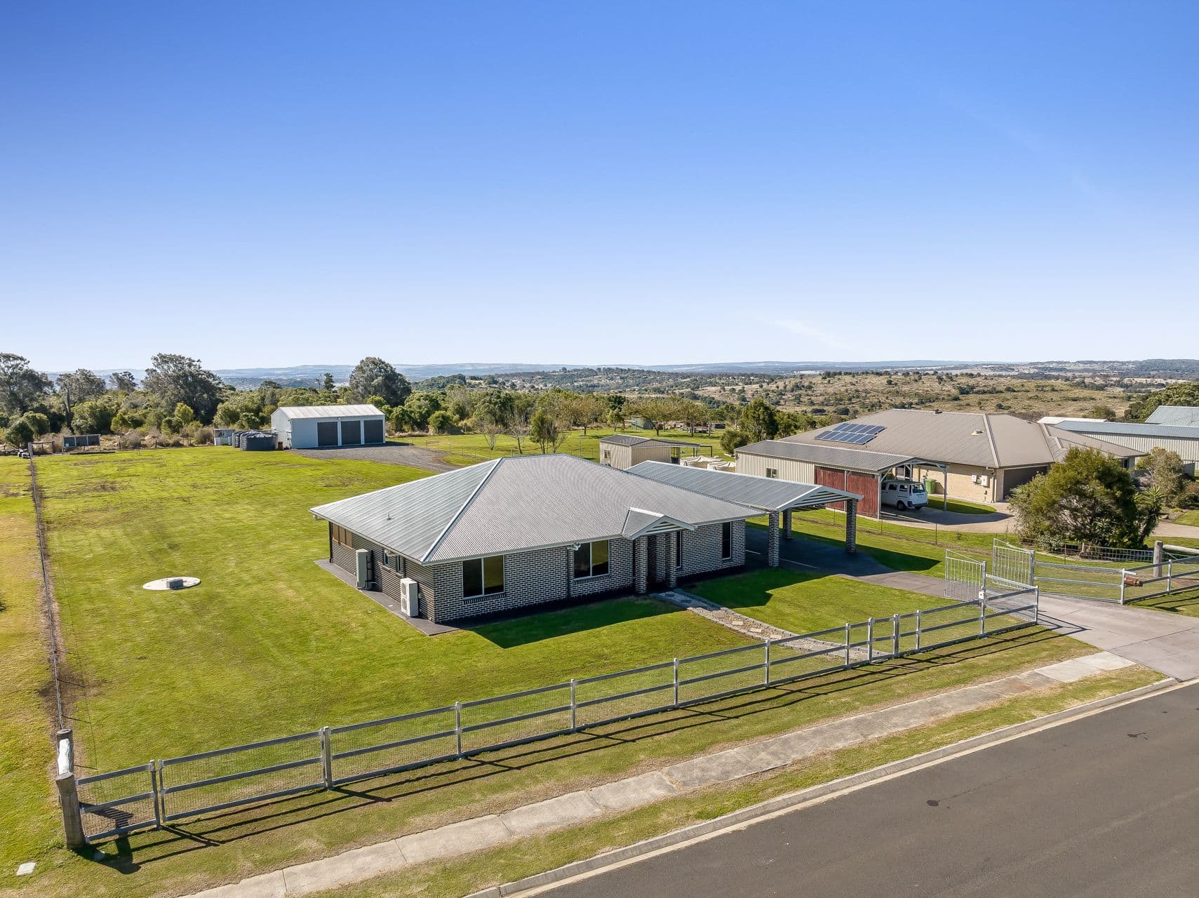 53 Hilltop Drive, Gowrie Junction QLD 4352, Gowrie Junction - Thumbnail 2