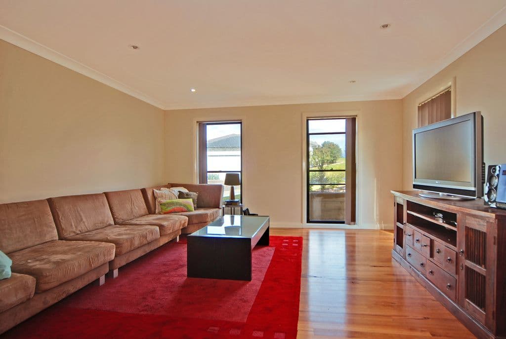 7 Muirfield Avenue, SHELL COVE NSW 2529, Shell Cove - Thumbnail 2