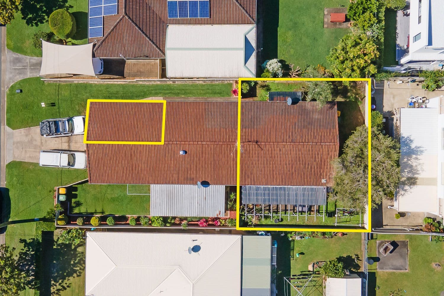 26 Rouen Avenue, Paradise Point QLD 4216, Paradise Point - Image 1