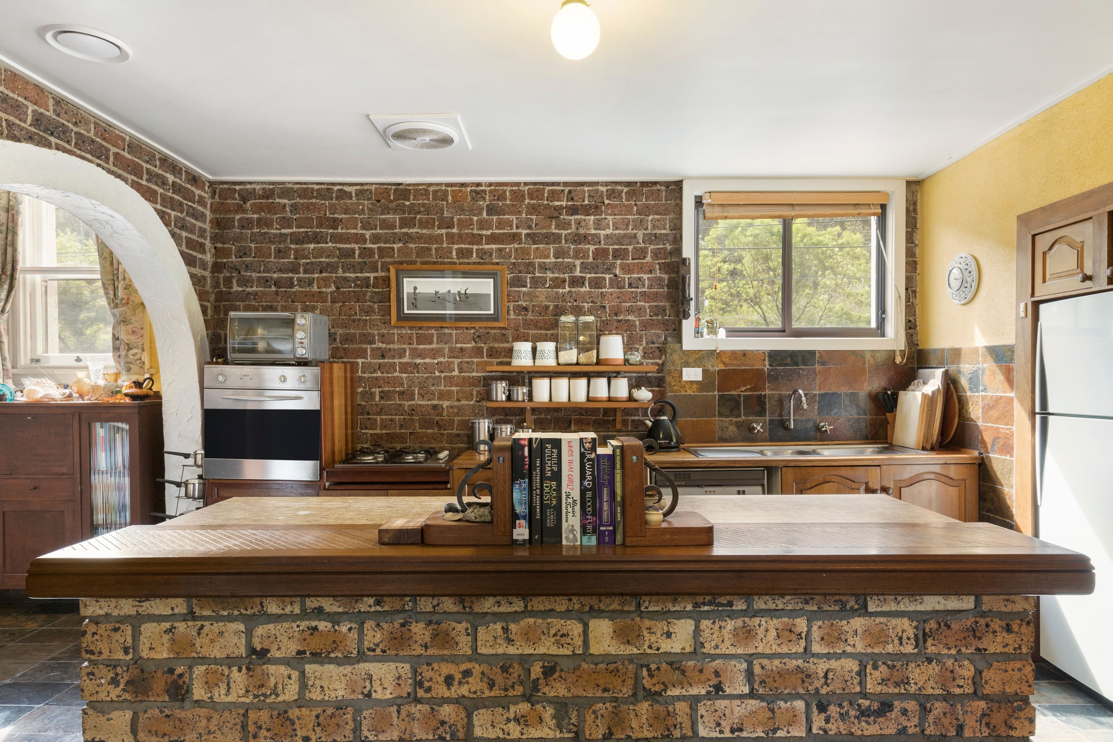 382 Lawrence Hargrave Drive, Scarborough - Thumbnail 2