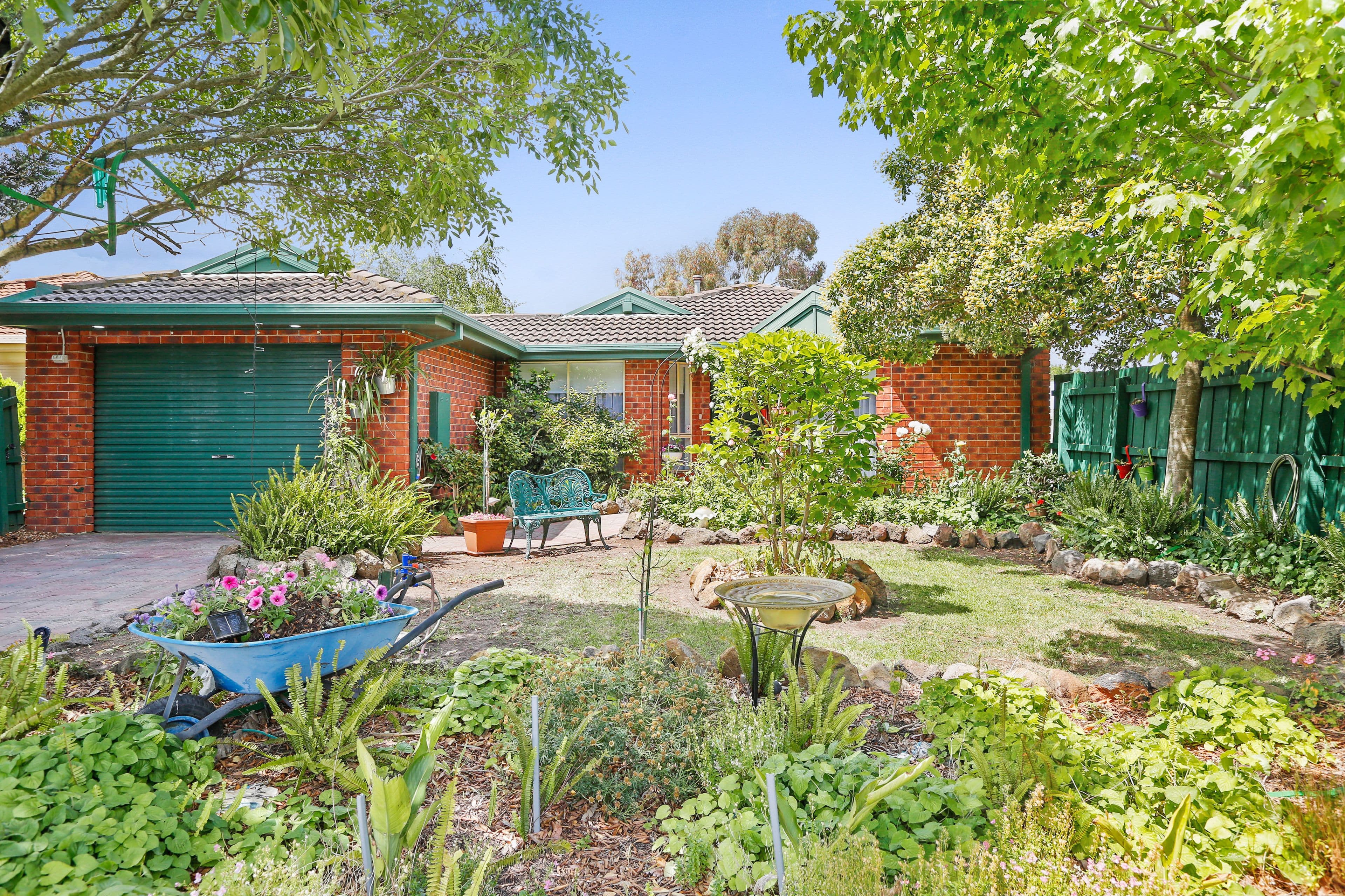 4 Bignell Court, Roxburgh Park VIC 3064, Roxburgh Park - Image 1