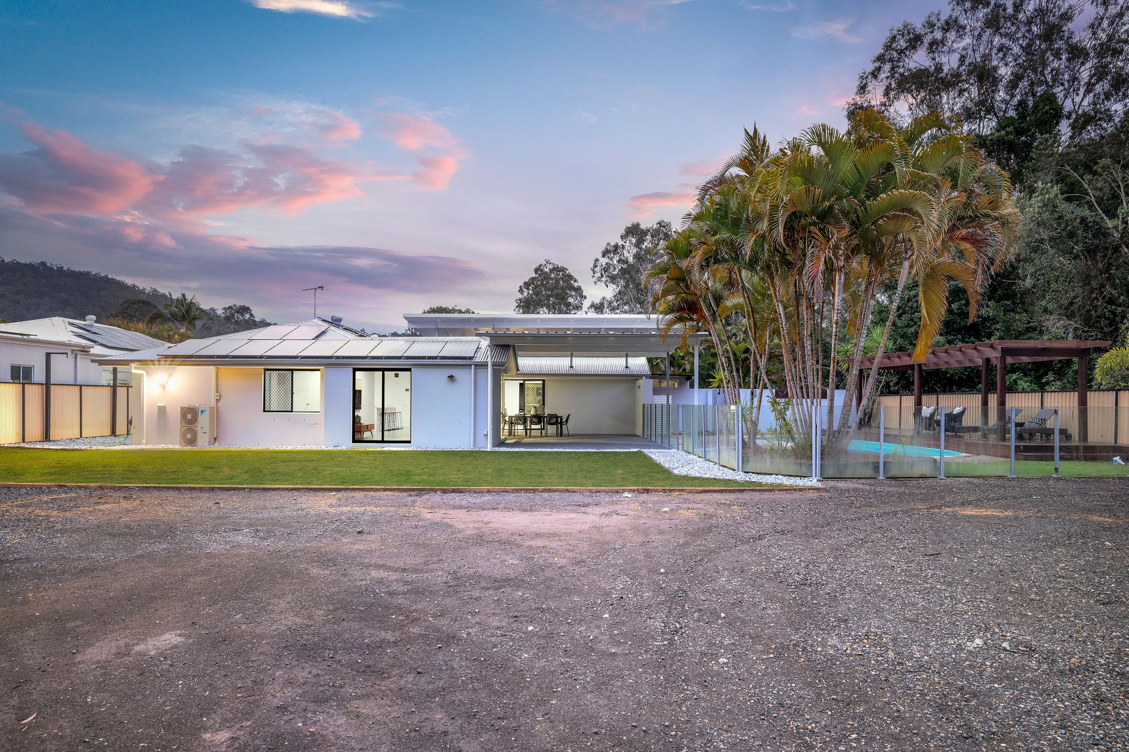 11 Flinders Park Court, Oxenford QLD 4210, Oxenford - Thumbnail 7