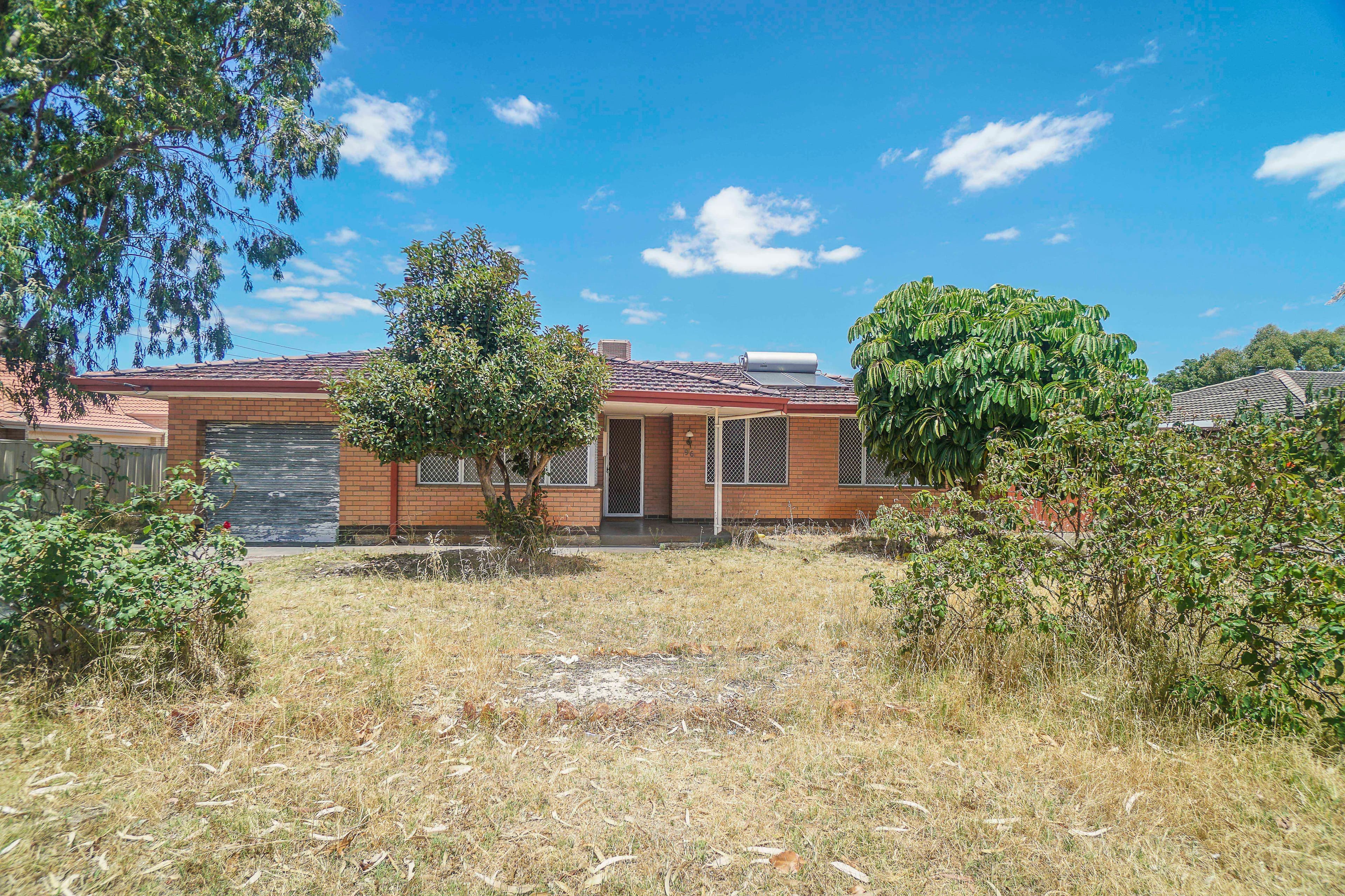 96 Gabriel Street, Cloverdale WA 6105, Cloverdale - Thumbnail 3