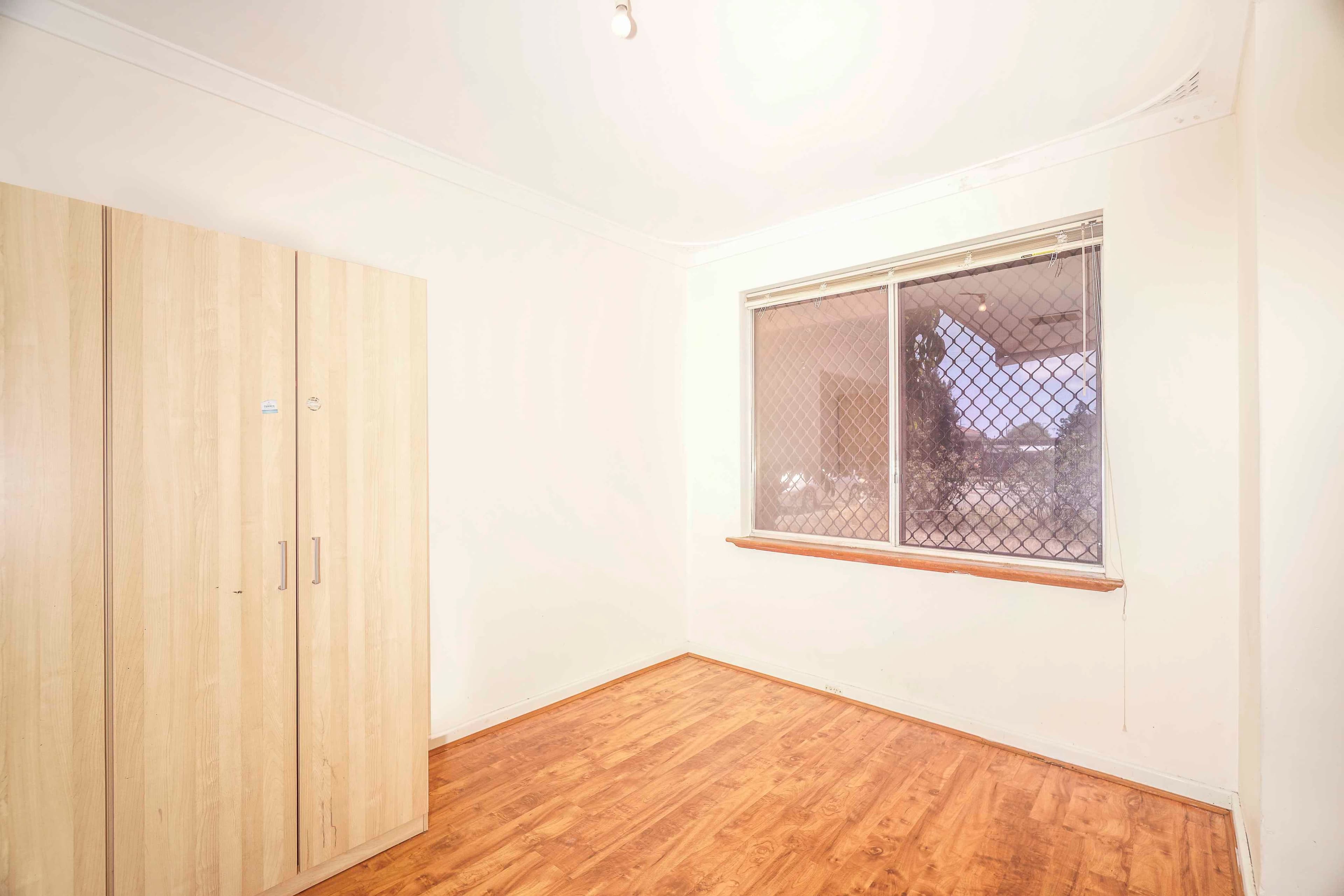 96 Gabriel Street, Cloverdale WA 6105, Cloverdale - Thumbnail 7
