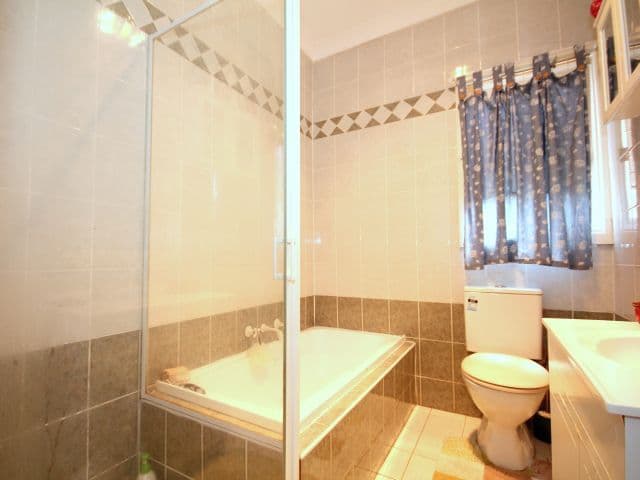 22 Fuller Street, CHESTER HILL NSW 2162, Chester Hill - Thumbnail 4