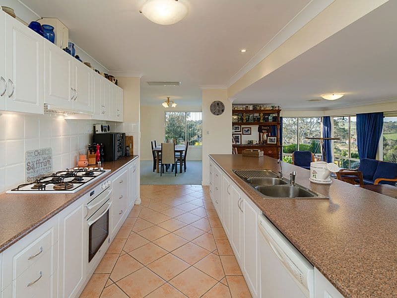 8 Schaefer Court, MOUNT BARKER SA 5251, Mount Barker - Thumbnail 8