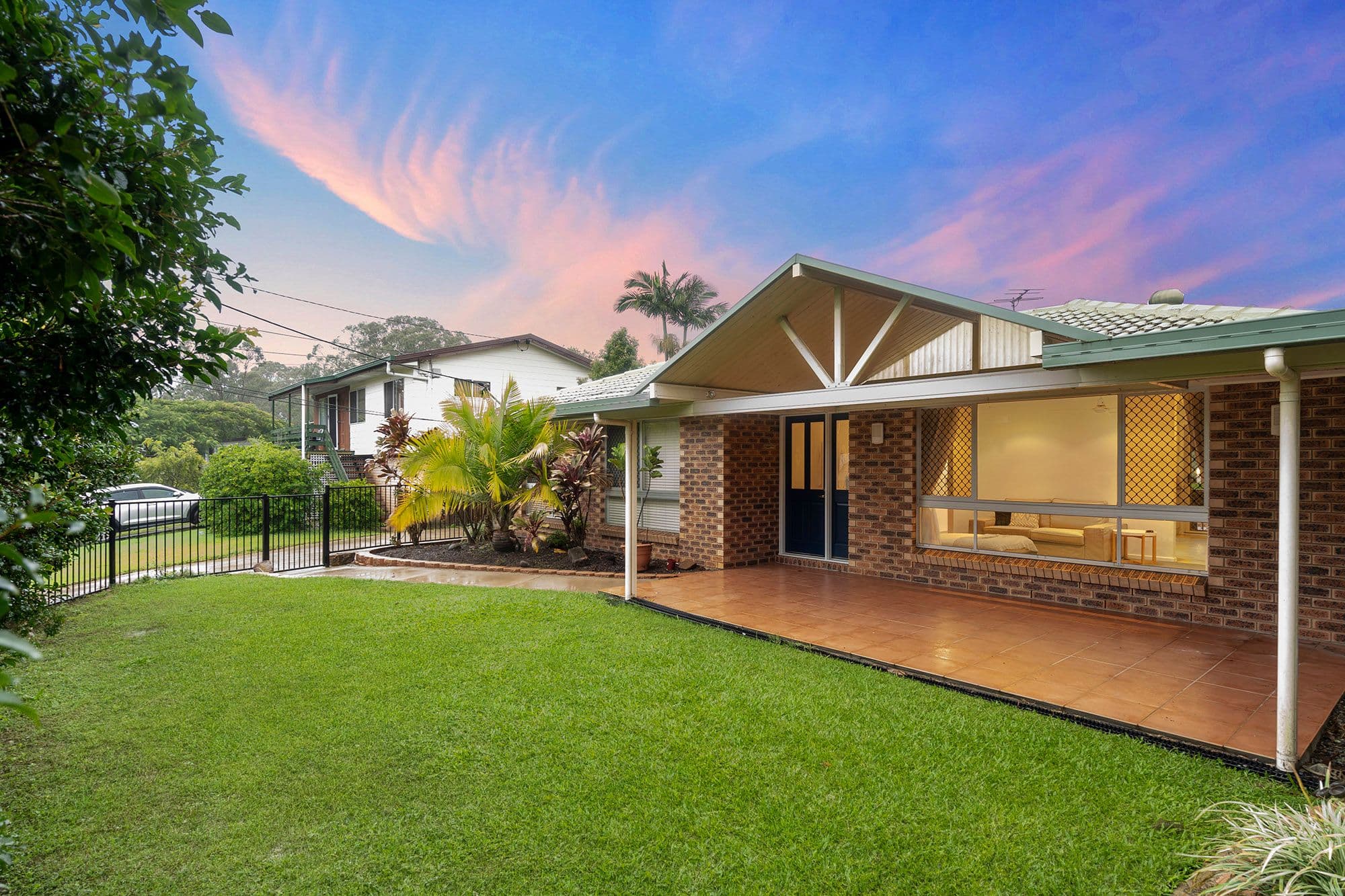 11 Dornock Drive, Boronia Heights QLD 4124, Boronia Heights - Thumbnail 3