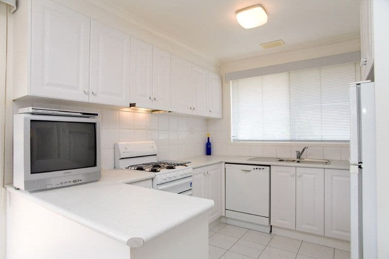 39 Brookland Grove, THOMASTOWN VIC 3074, Thomastown - Thumbnail 2