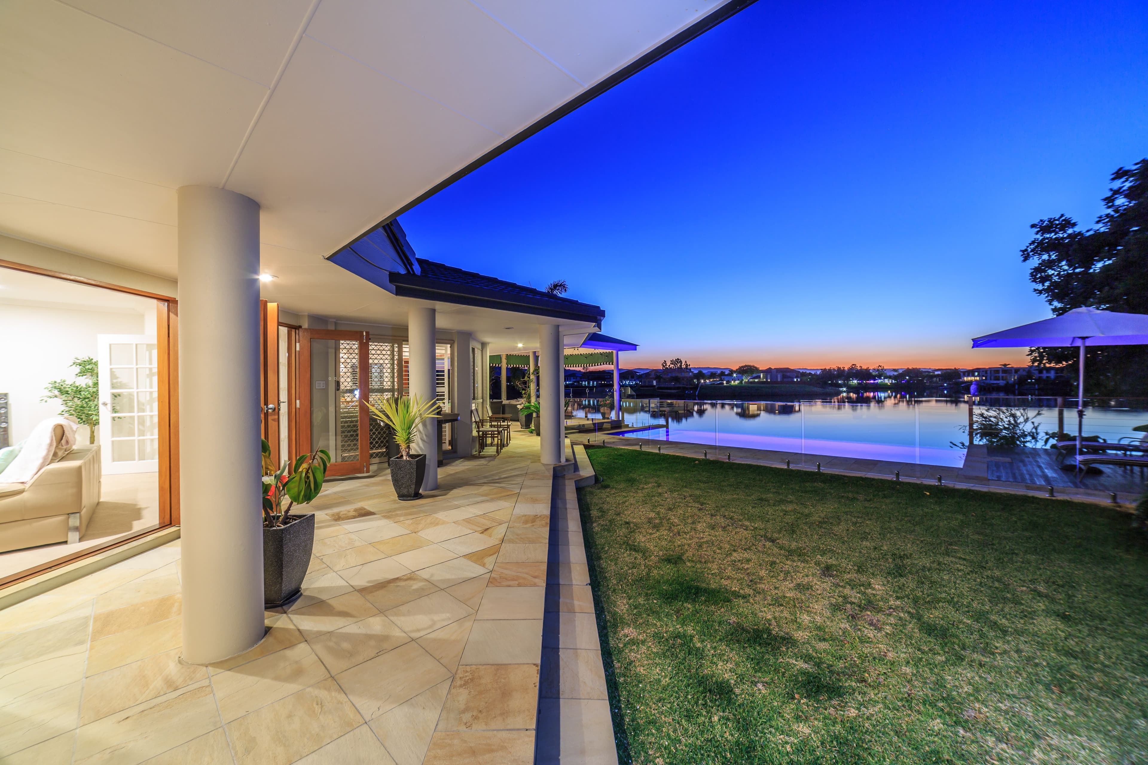 54 Port Jackson Boulevard, Clear Island Waters QLD 4226, Clear Island Waters - Thumbnail 5
